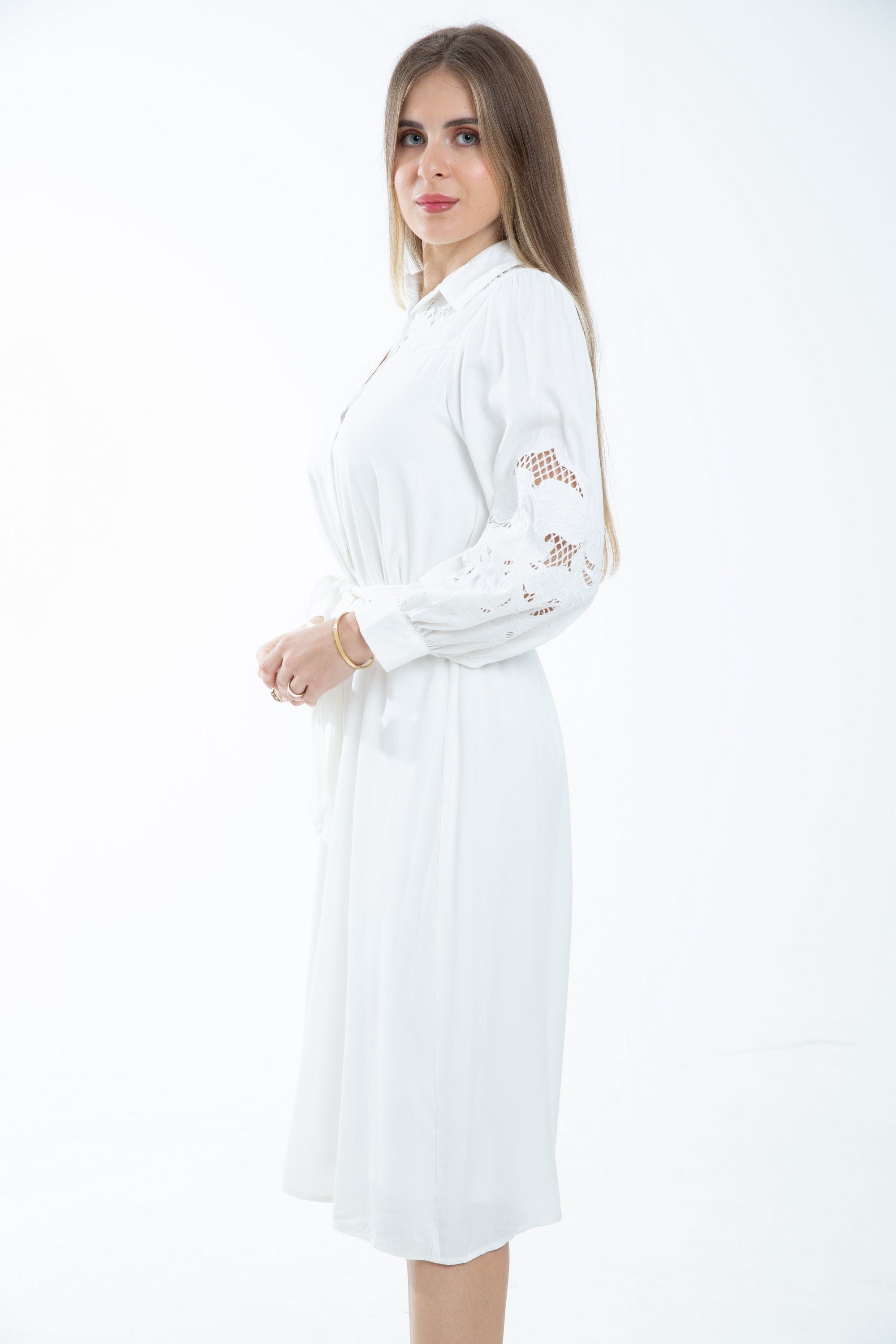 ميكا فستان قصير سادة بأزرار أمامية بأكمام طويلة مخرمة نسائي