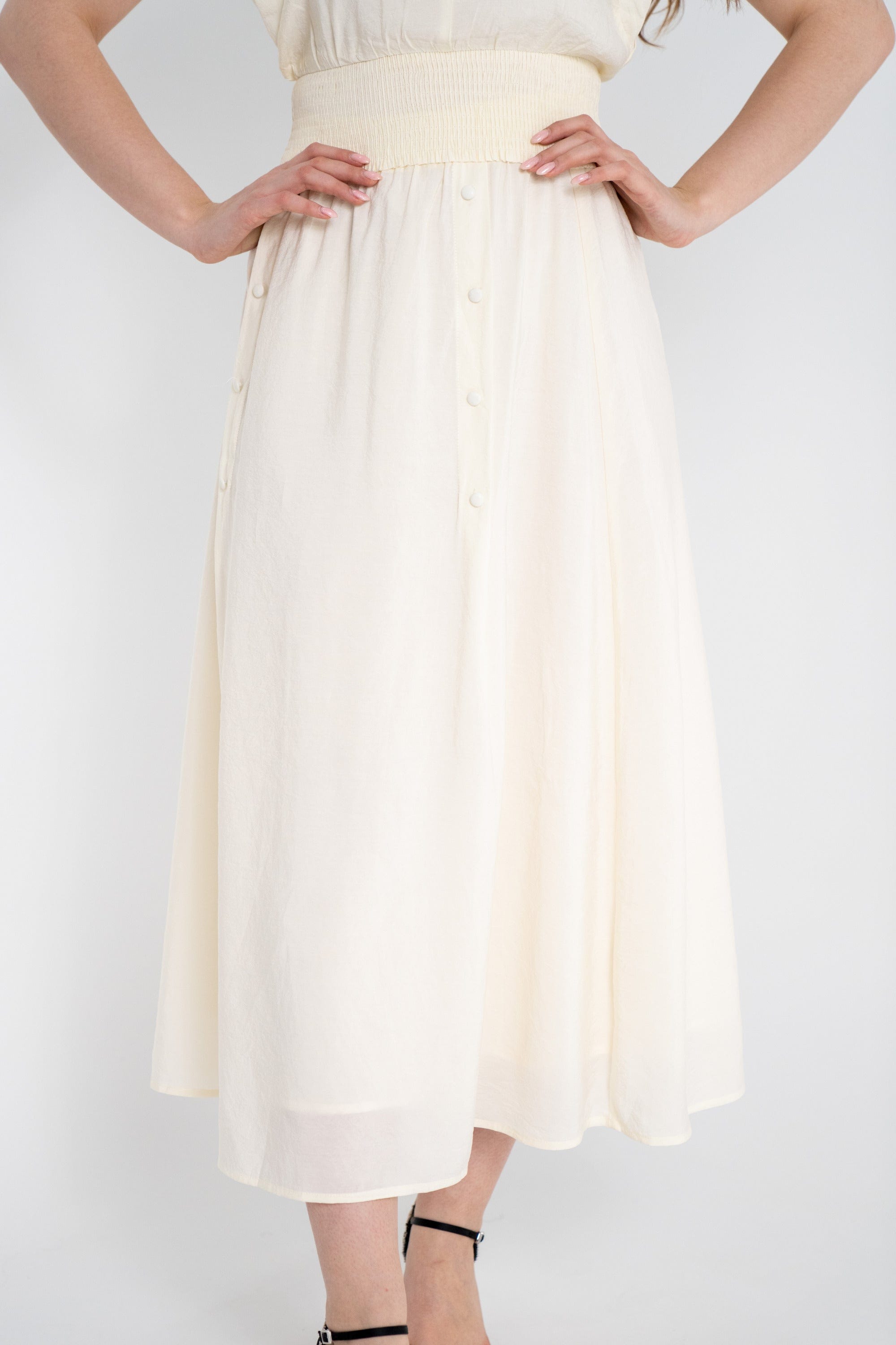 ميكا تنورة طويلة واسعة بأزرار أمامية نسائي