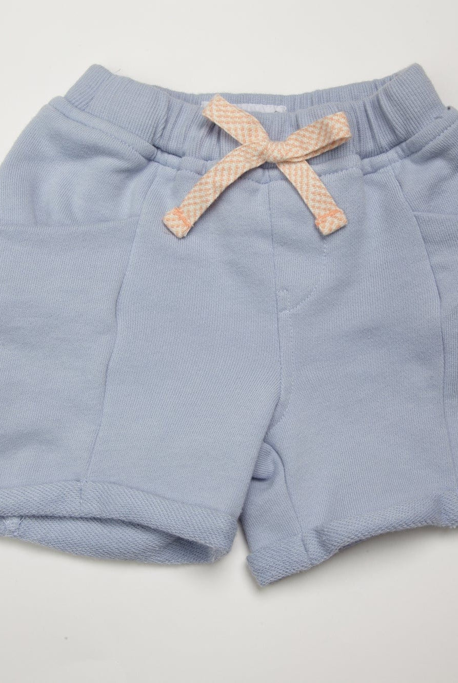 جينجرسنابس شورت ولادي بربطة على الخصر بجيوب جانبية أوف وايت