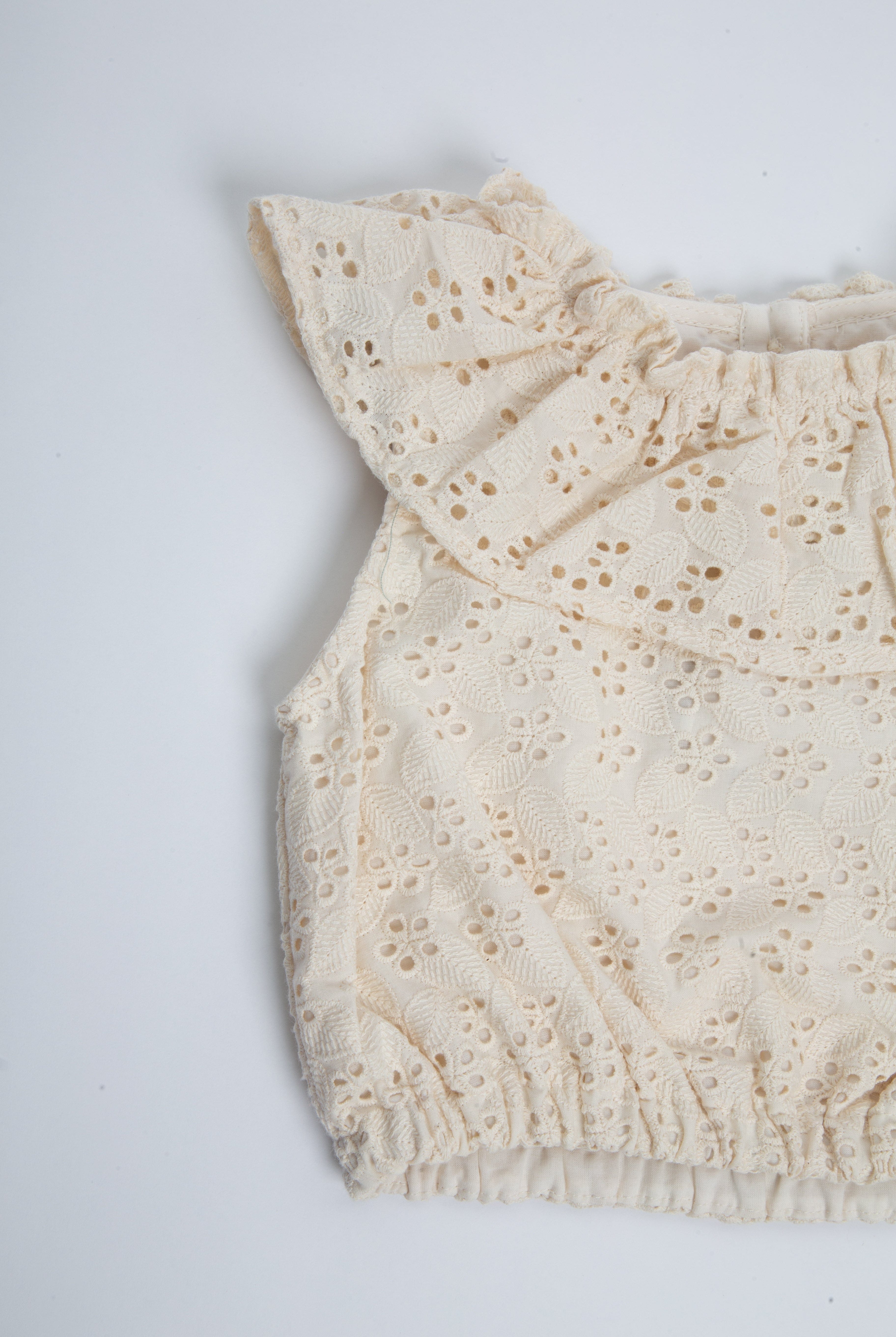 جينجرسنابس بلوزة بناتي مخرم كت بياقة البيج