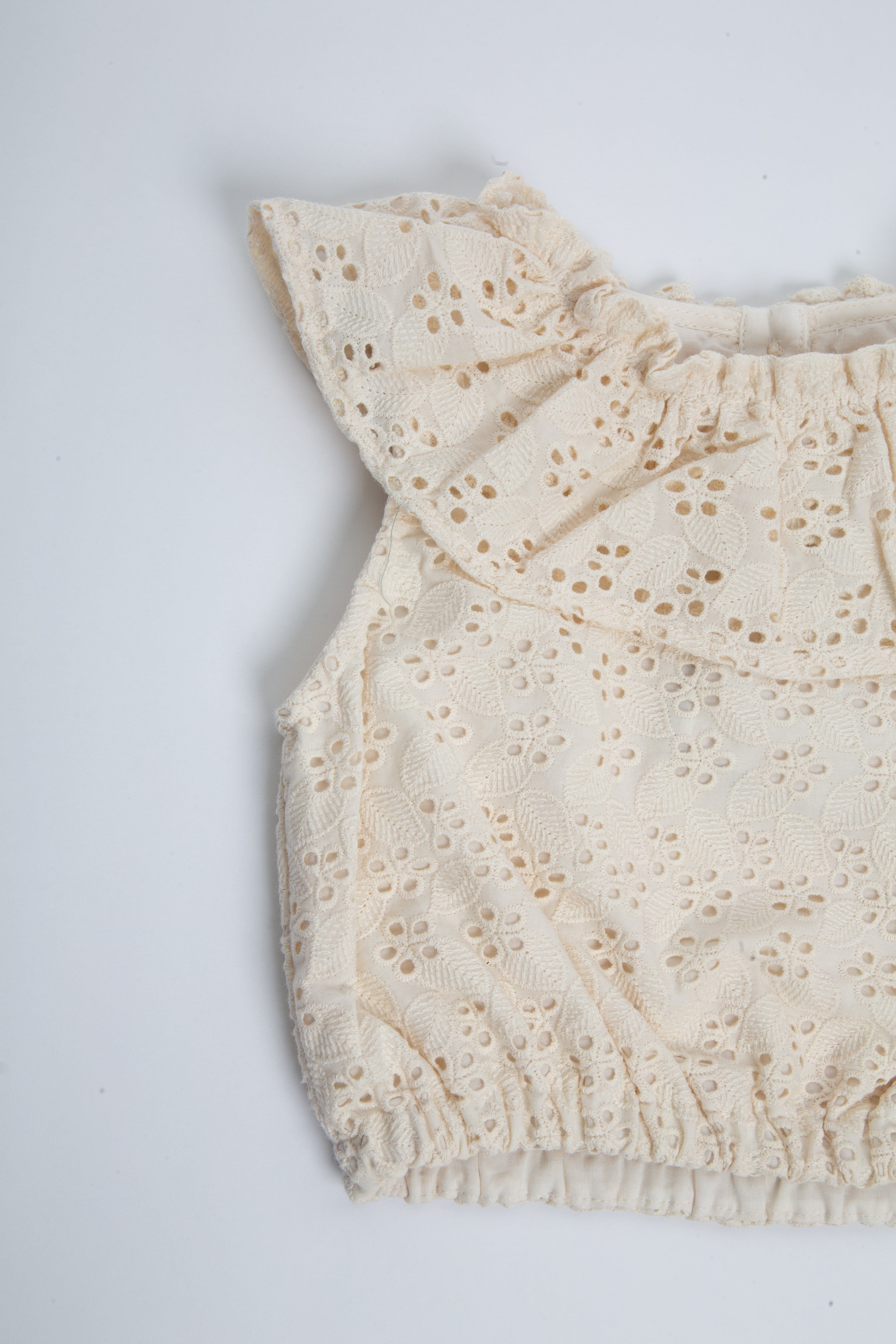 جينجرسنابس بلوزة بناتي مخرم كت بياقة البيج