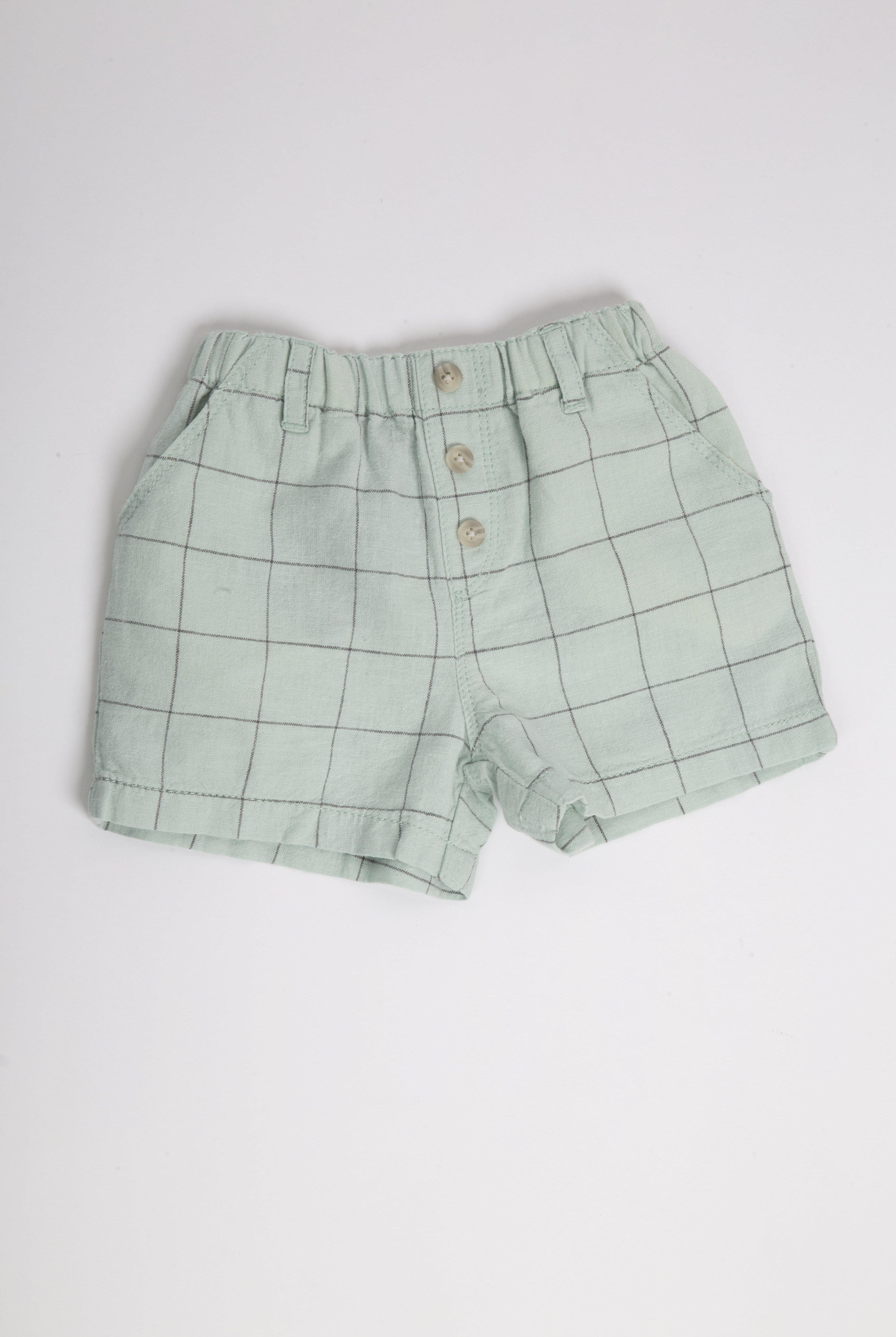 جينجرسنابس شورت كاروهات مزين بأزرار أمامية أخضر