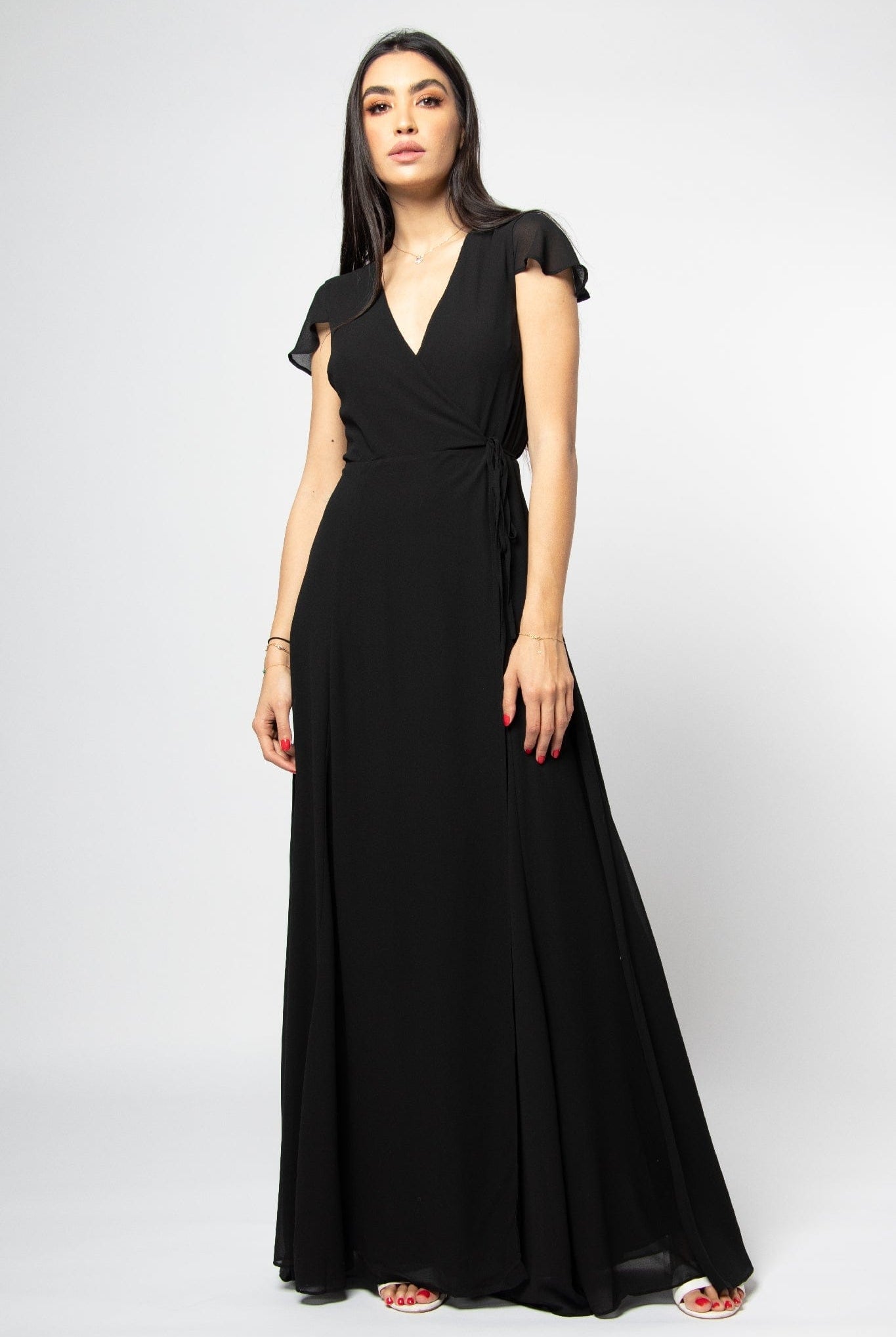 ميكا فستان طويل سادة مفتوح برقبة سبعة طويلة كم قصير شيفون