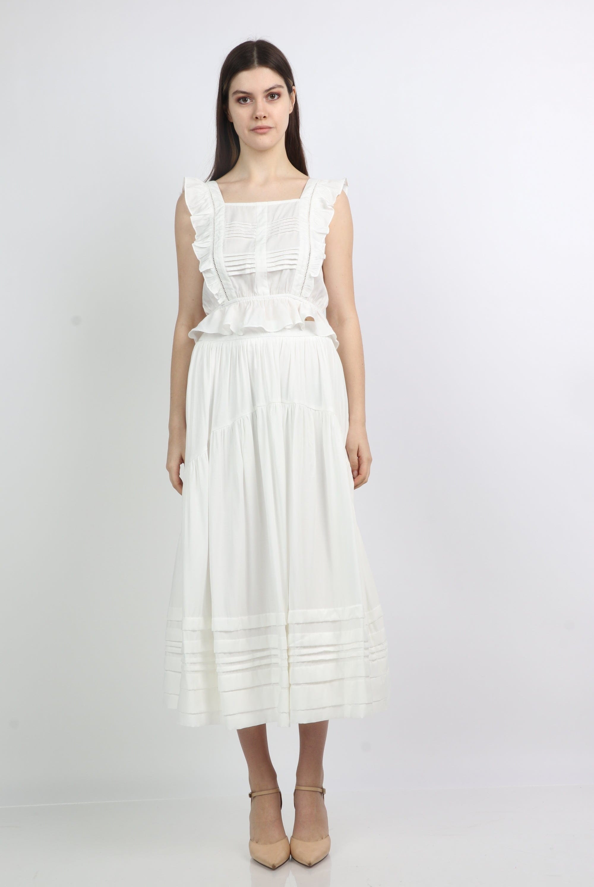 ميكا بلوزة قصيرة باكمام كشكش تصميم فراشة مكشكشة من الصدر بدون كم