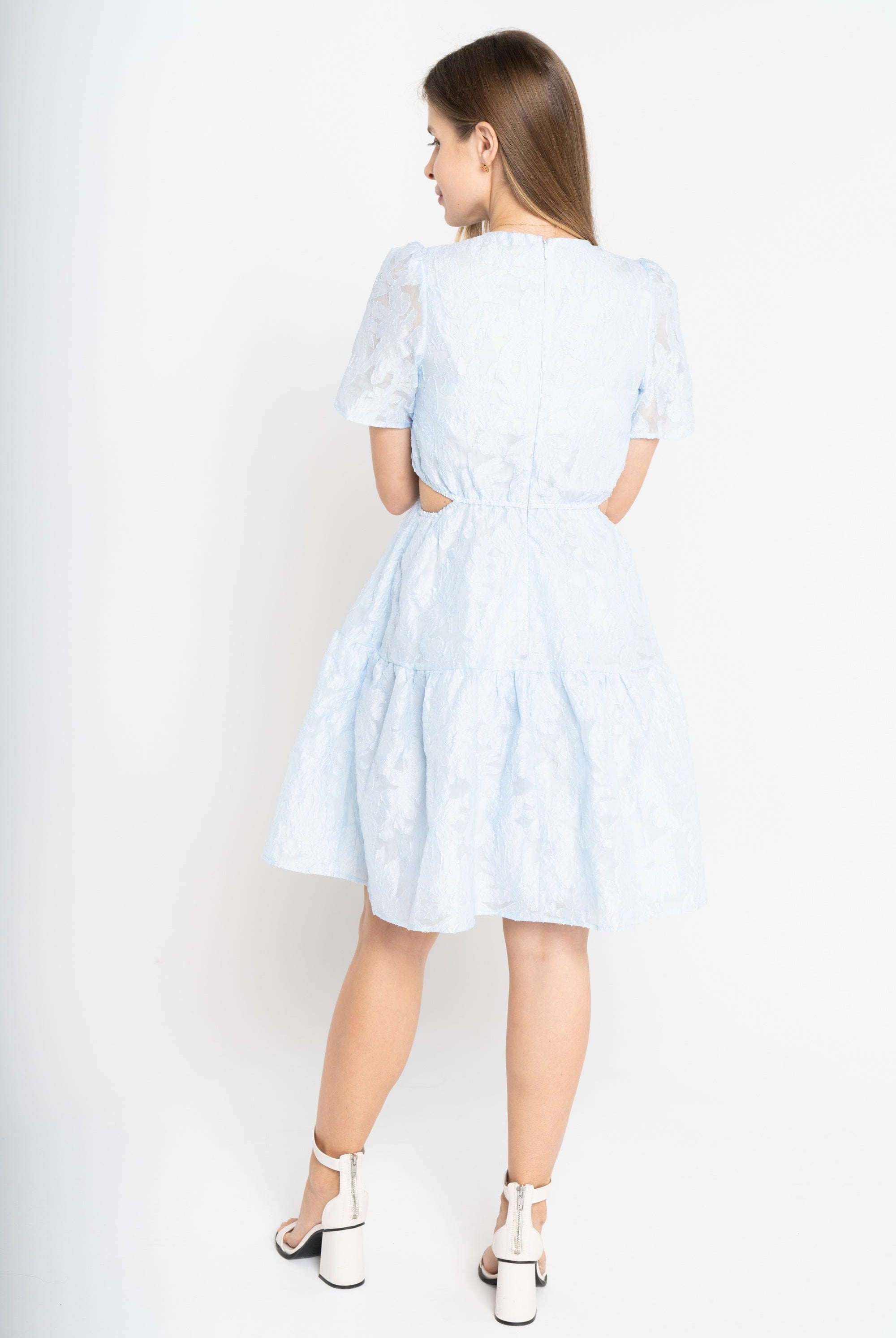 ميكا فستان قصير للركبة كم قصير بياقة دائرية مفتوح من الخصر ازرق/زهري