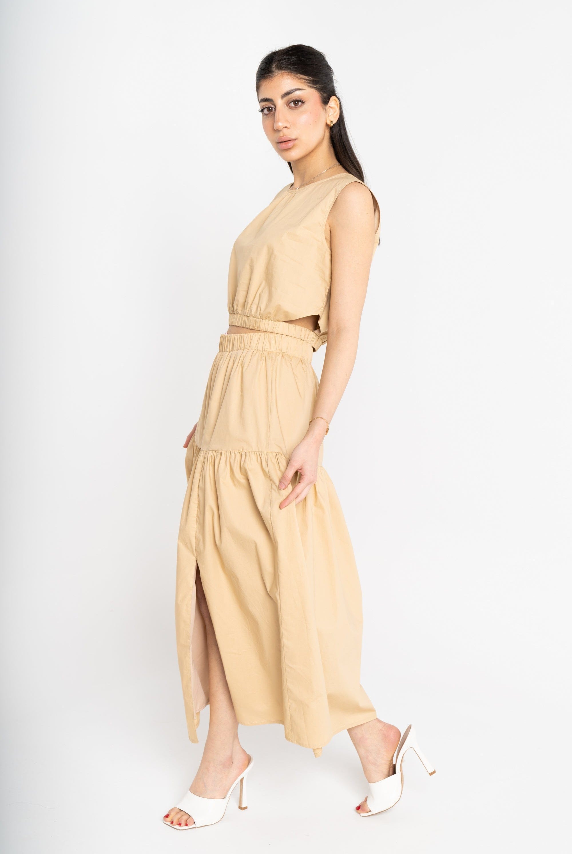 ميكا تنورة ميدي نسائية سادة بخصر مطاطي