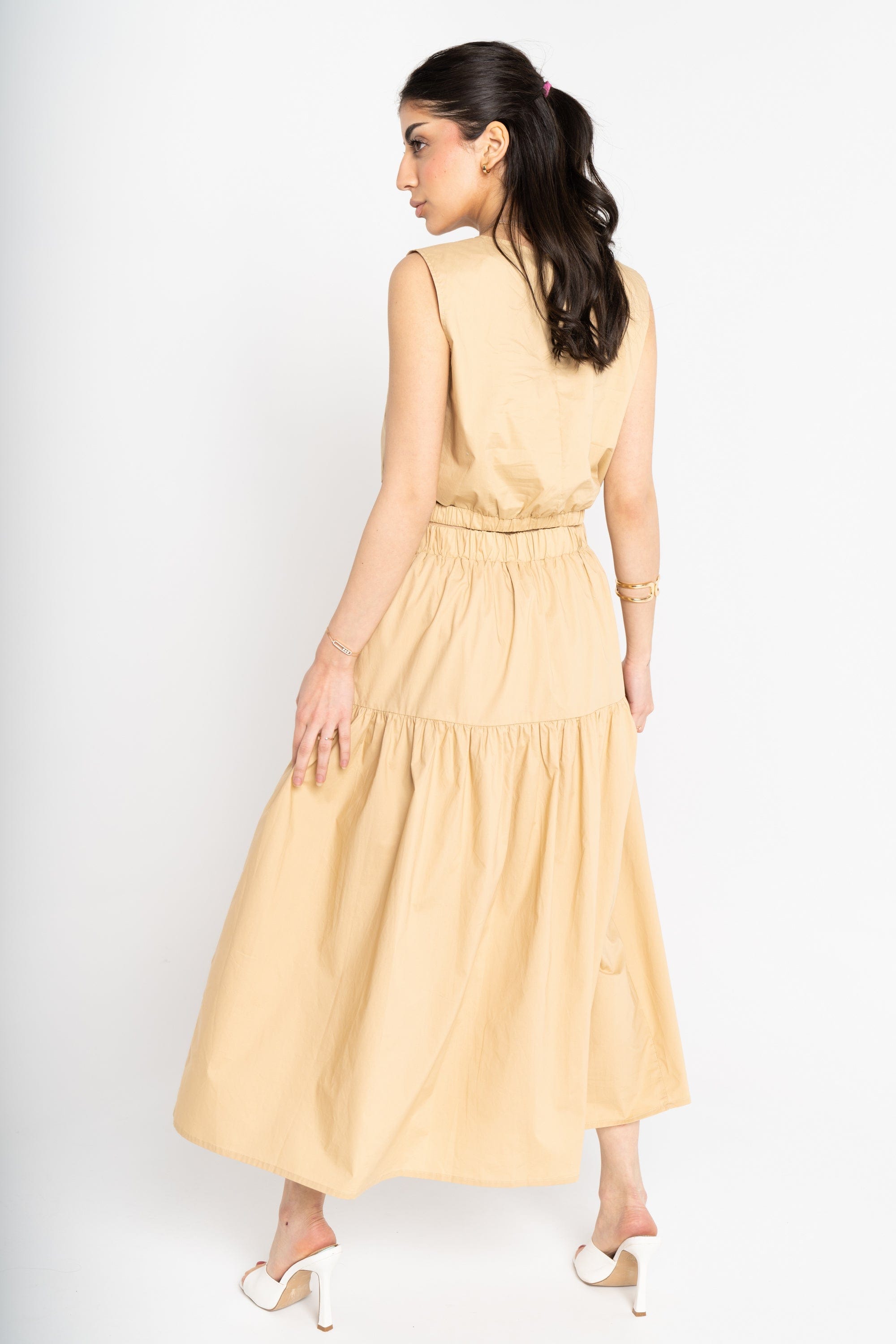 ميكا تنورة ميدي نسائية سادة بخصر مطاطي