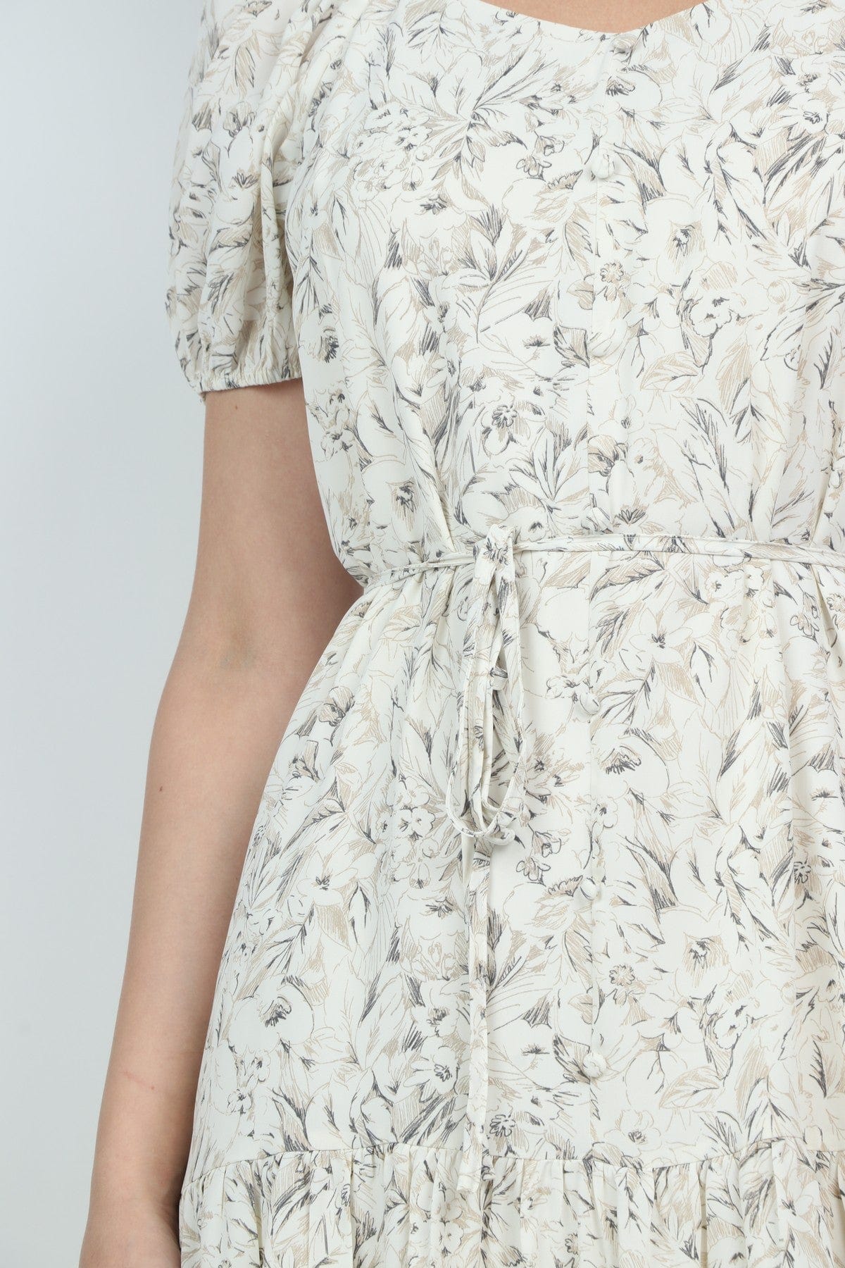 ميكا فستان مشجر بحزام على الخصر بفتحة صدر كم قصير بف