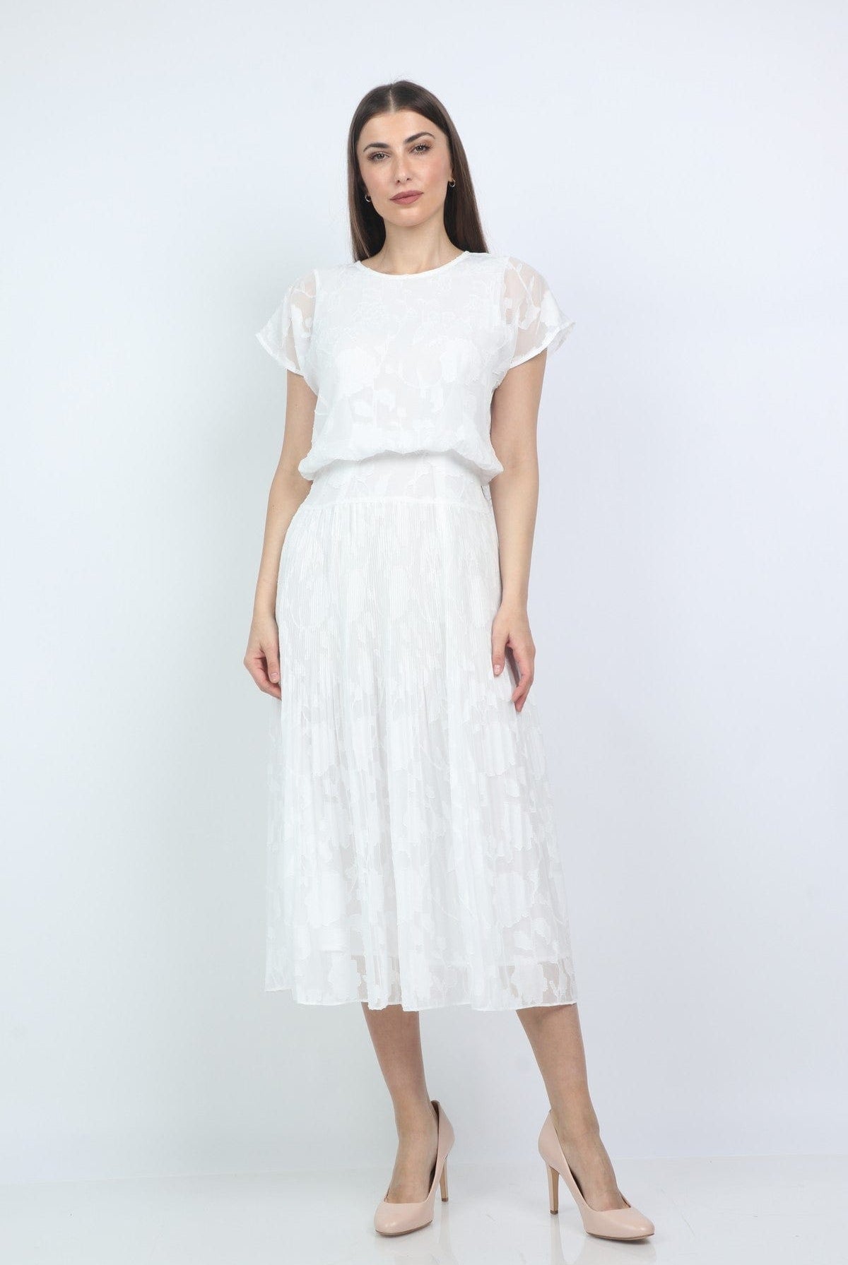 ميكا فستان ميدي مخصر بكم قصير