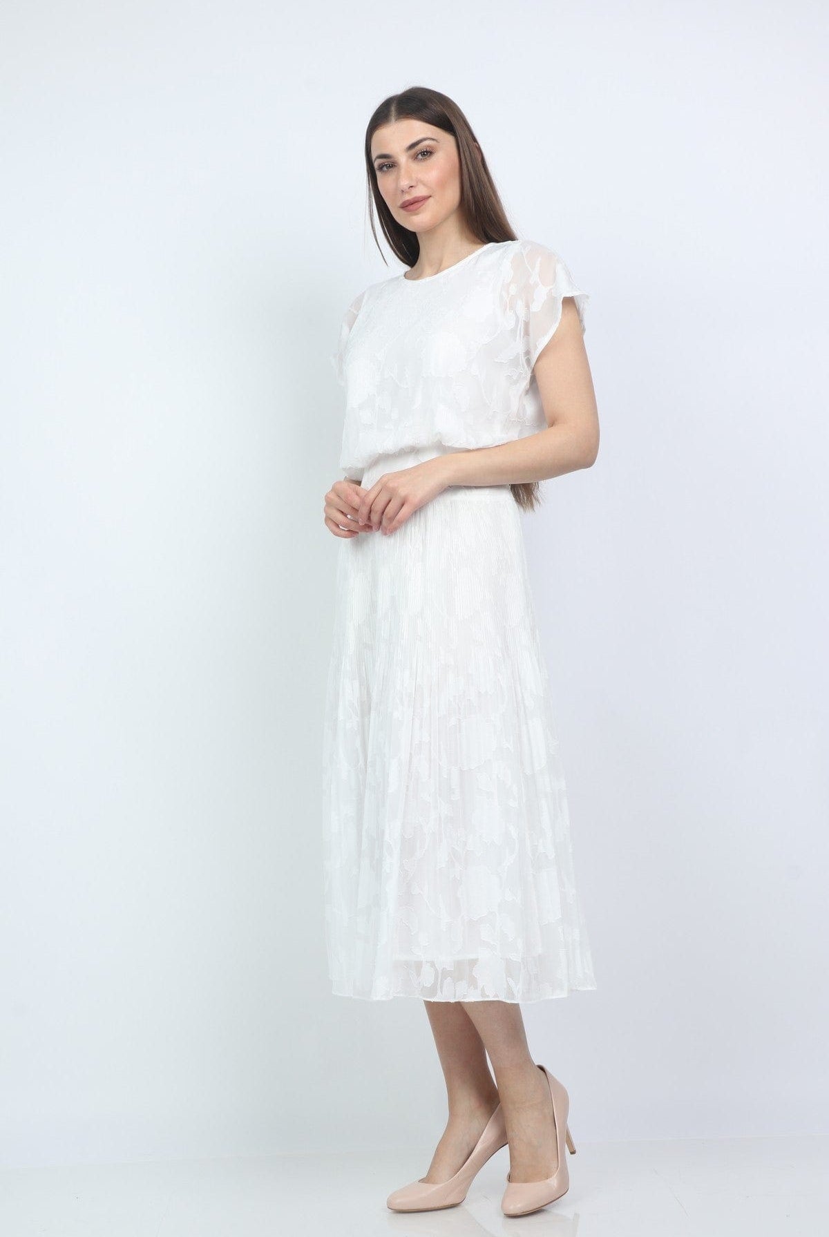 ميكا فستان ميدي مخصر بكم قصير