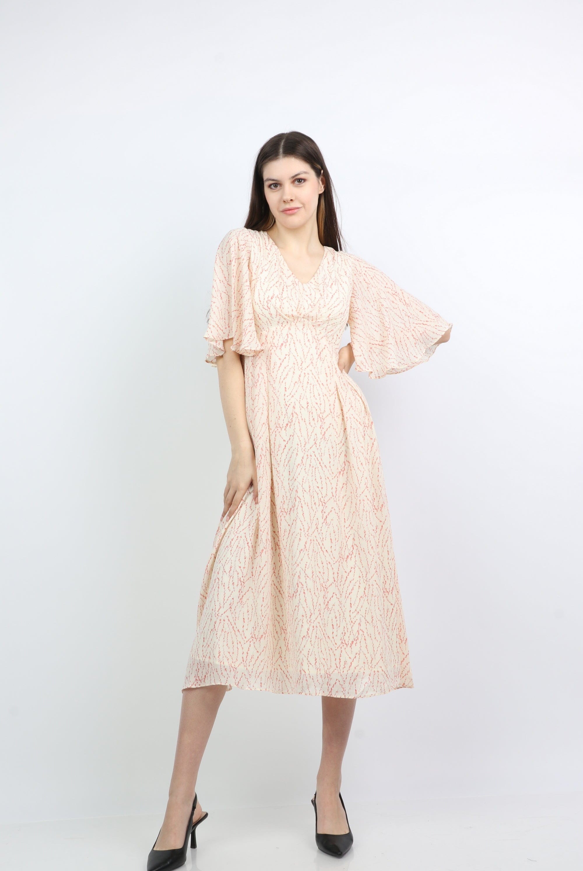 ميكا فستان ميدي منقوش فتحة رقبة سبعة كم فراشة قصير