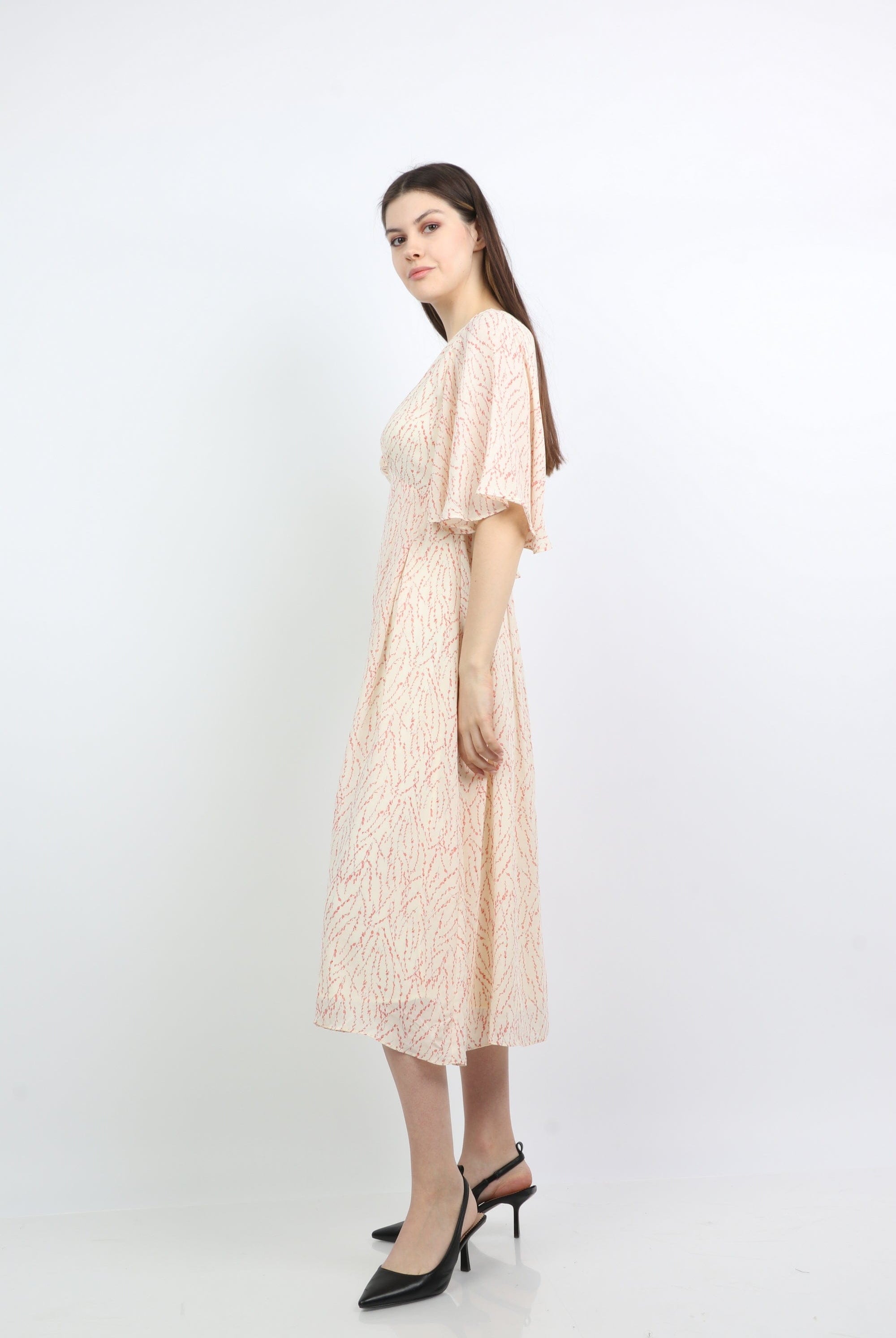 ميكا فستان ميدي منقوش فتحة رقبة سبعة كم فراشة قصير