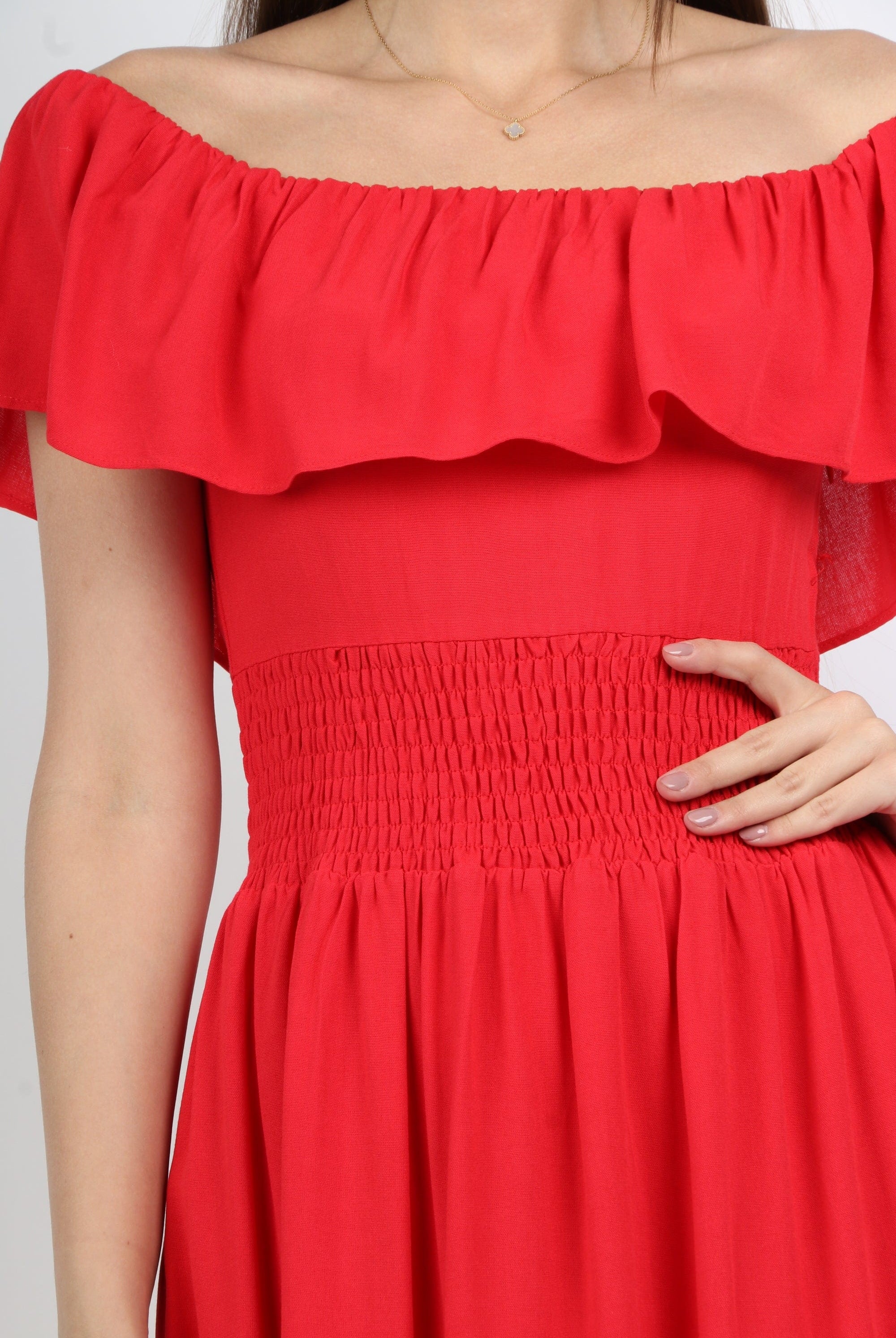 ميكا فستان ميدي أوف شولدر منفوش بكم قصير