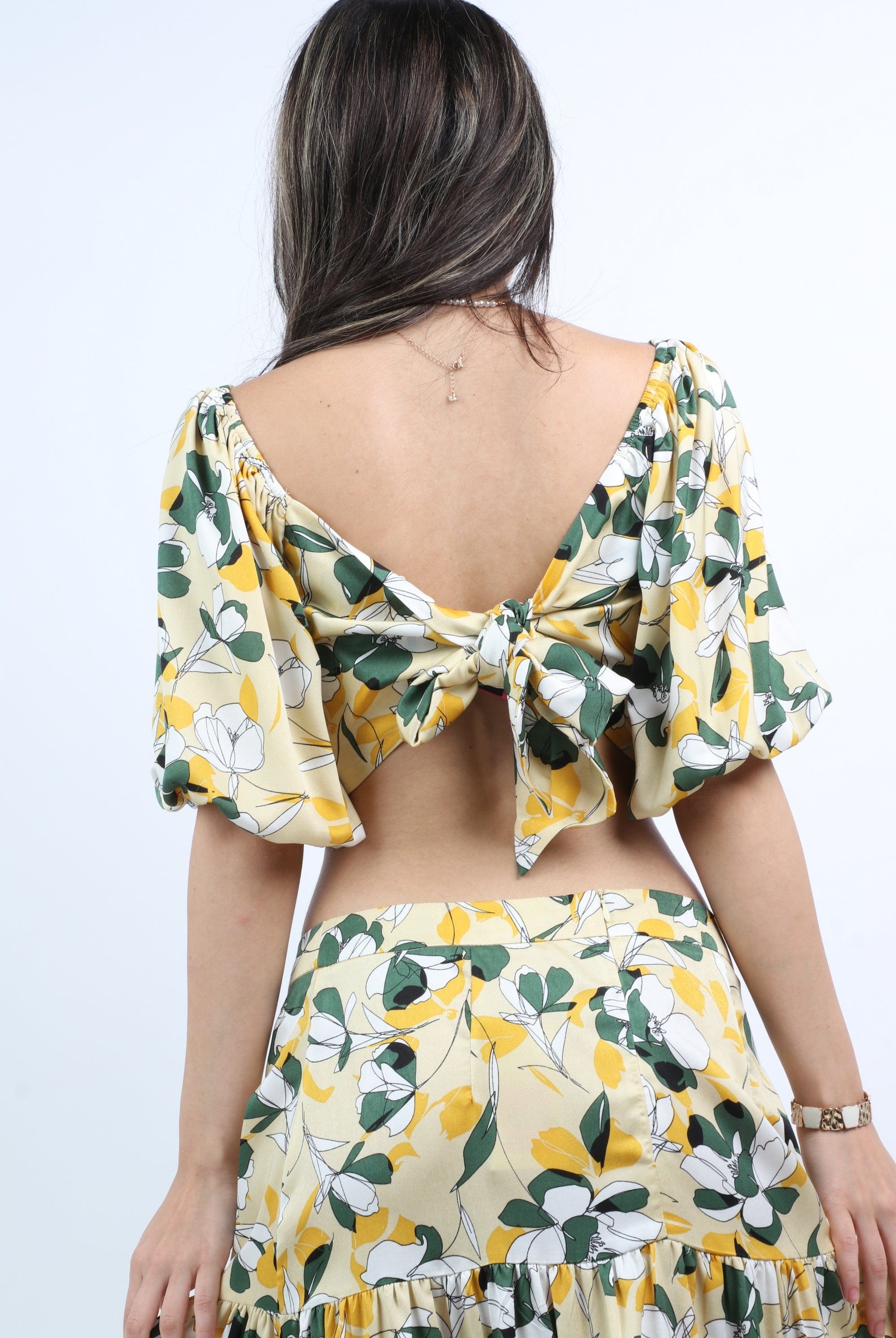 ميكا بلوزة ن بطن بأستيك كم قصير منفوخ نسائي