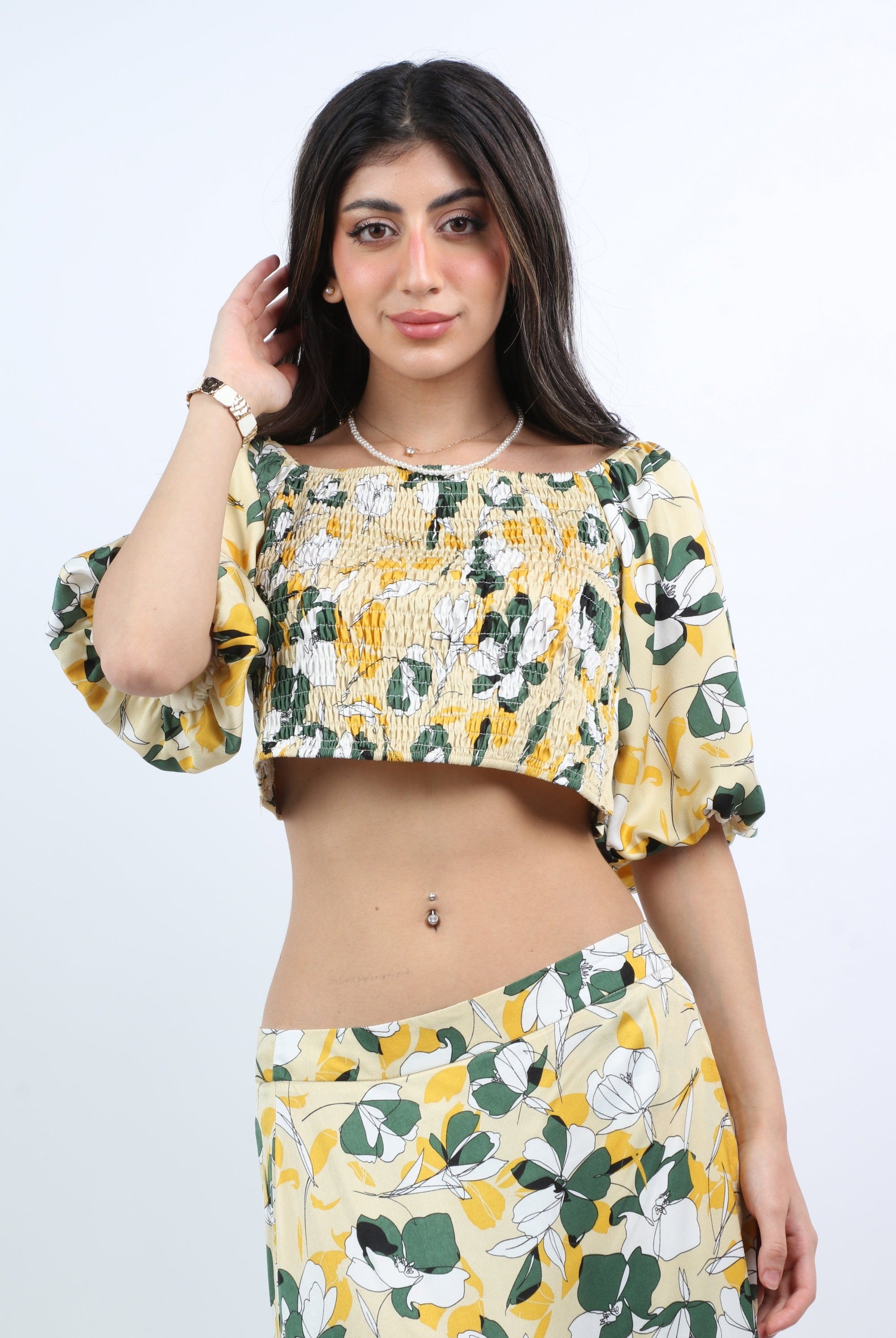 ميكا بلوزة ن بطن بأستيك كم قصير منفوخ نسائي