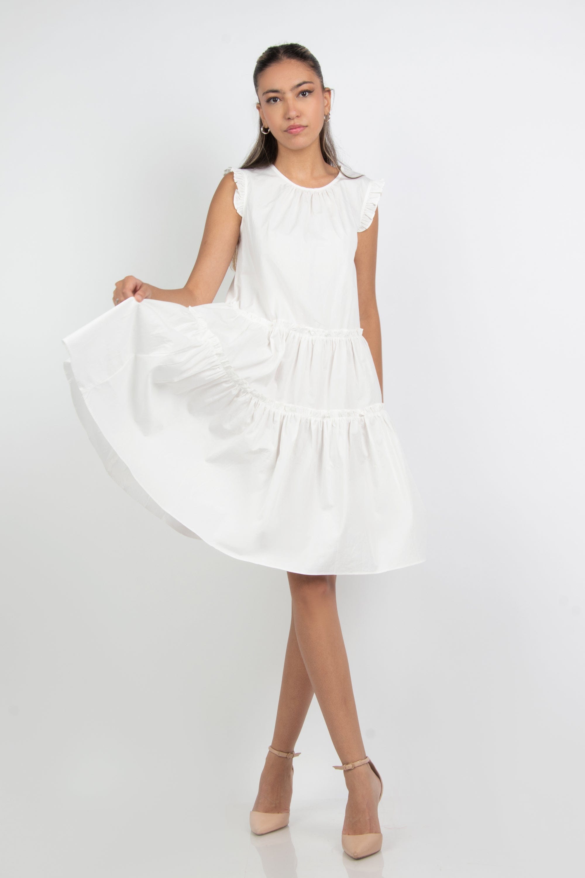 ميكا فستان قصير منفوش مزين بكشكشة ع الكتف بدون كم