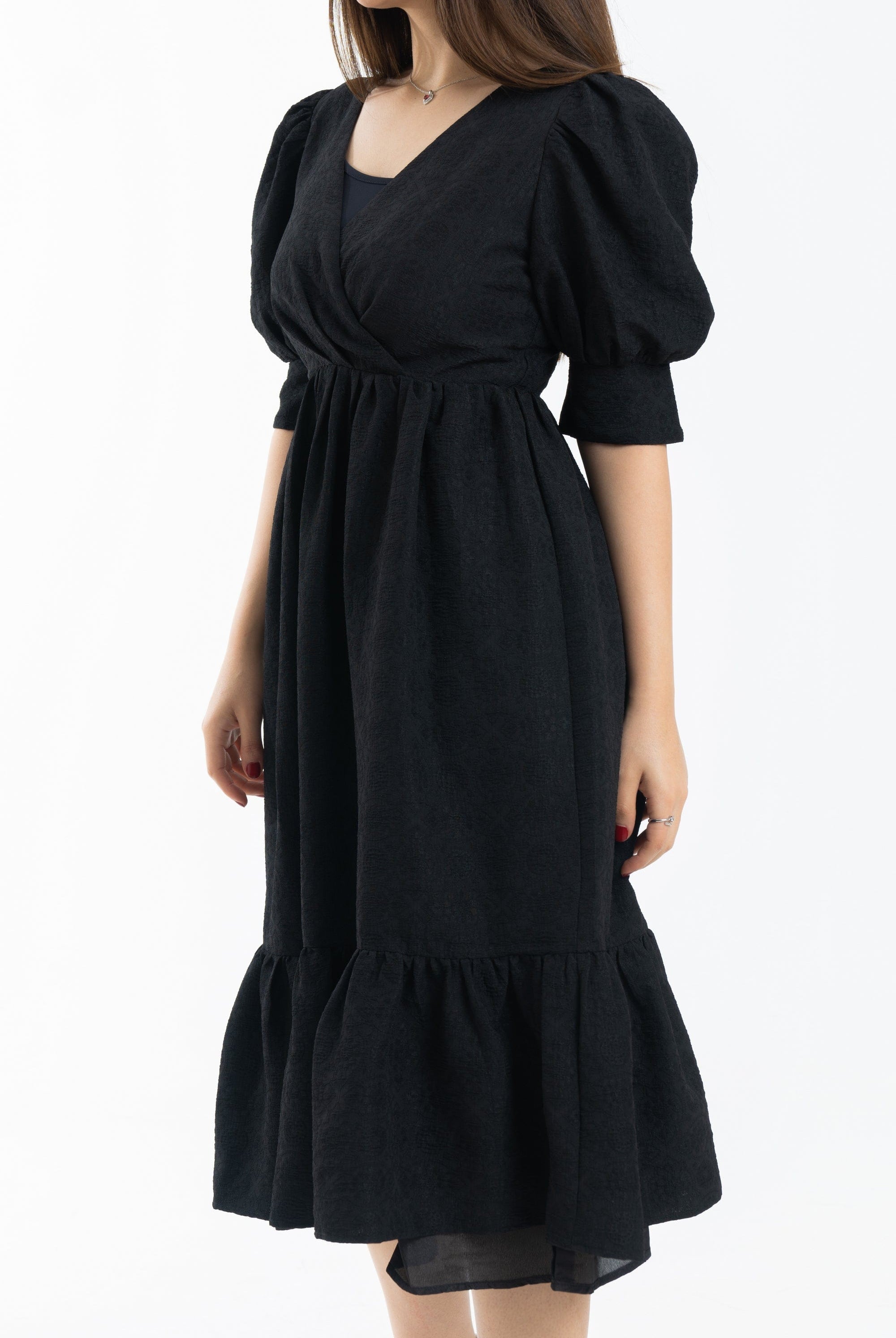 ميكا فستان مخصر ميدي سادة نص كم بف نسائي