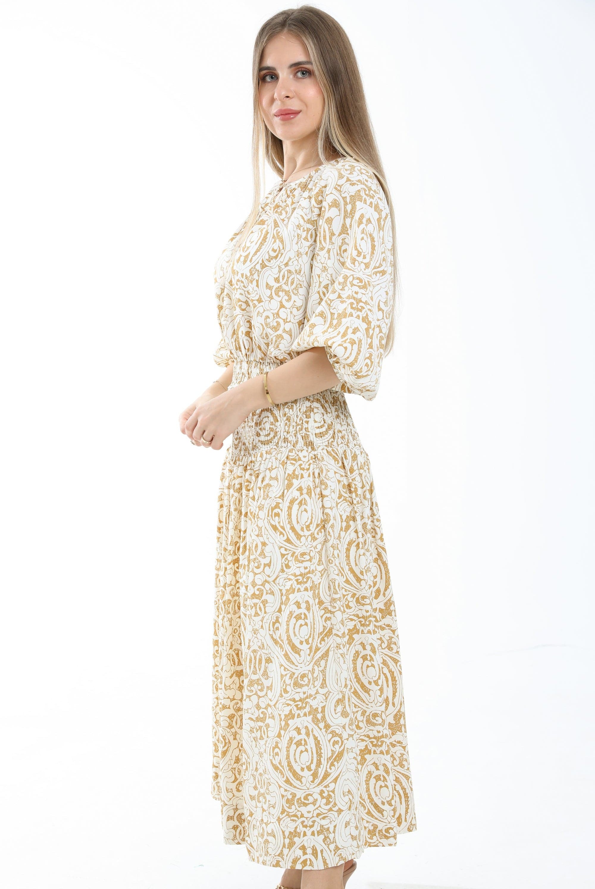 ميكا توب منقوش مخصر 3/4 كم بف نسائي