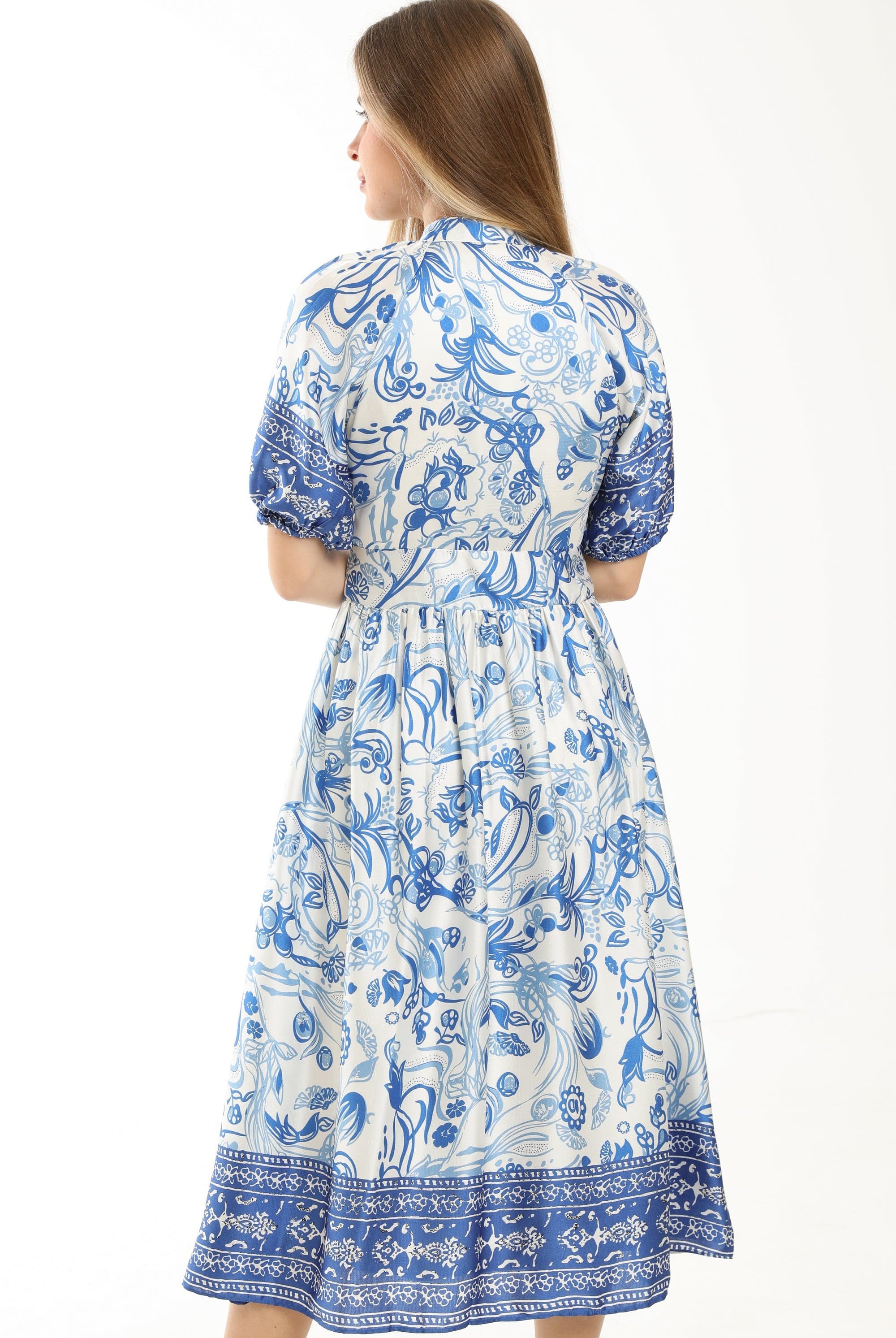 ميكا فستان منقوش مخصر واسع من أسفل نص كم بف نسائي