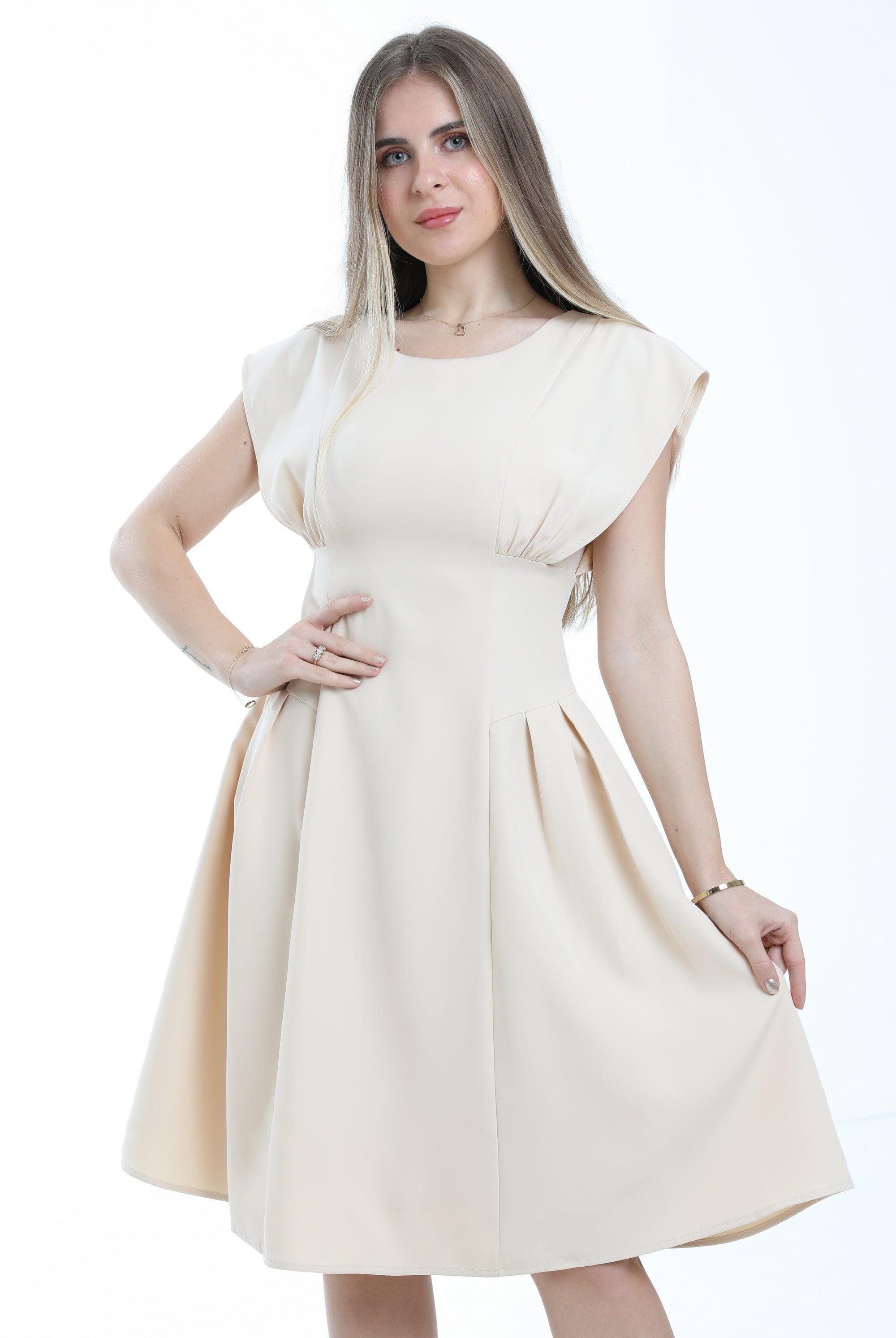 ู
ููุง ูุณุชุงู ุณุงุฏุฉ ู
ุฎุตุฑ ูู
ูุตูุฑ ูุณุงุฆู