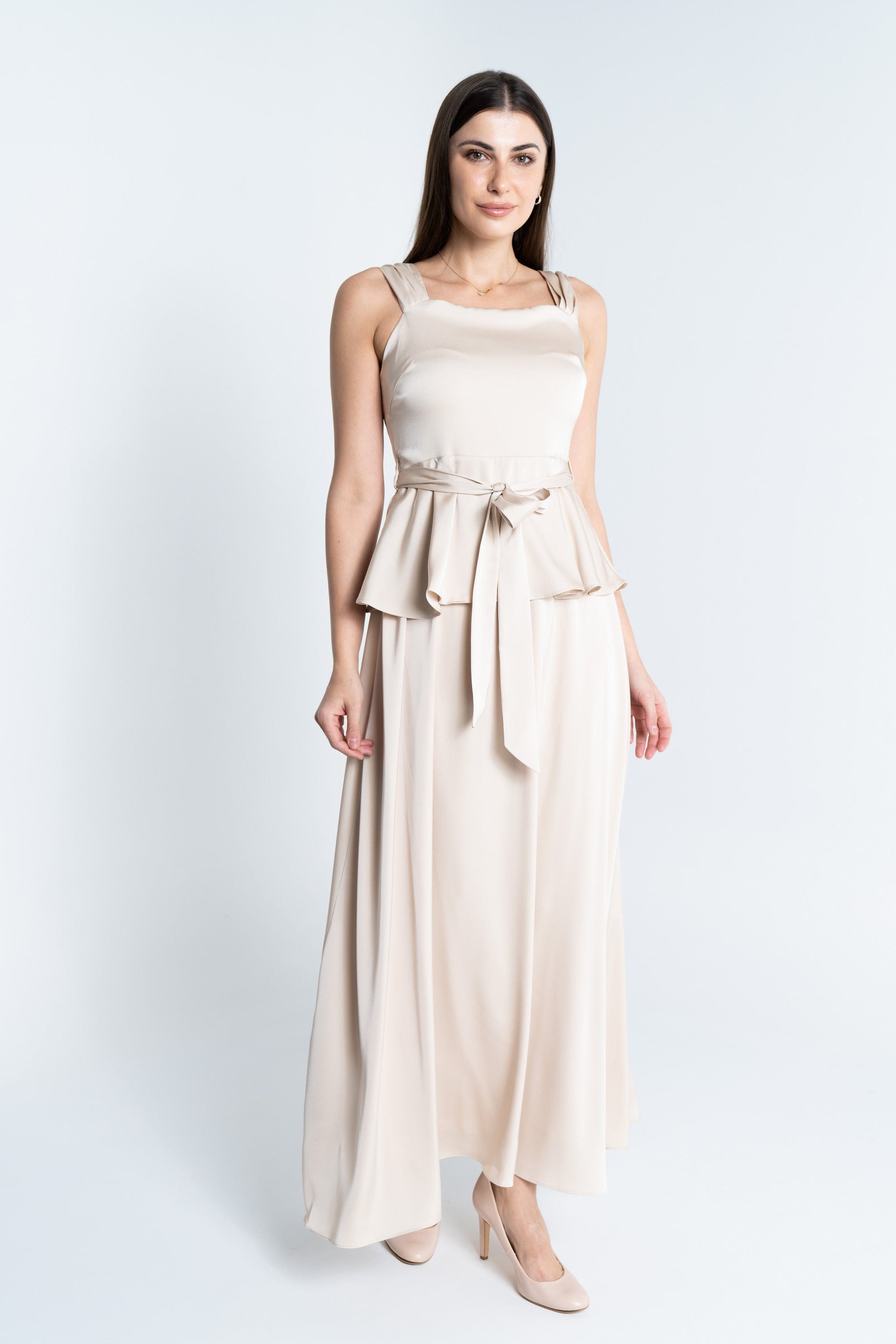 ميكا فستان ماكسي سادة بحمالات طبقتين مخصر بحزام على الخصر نسائي