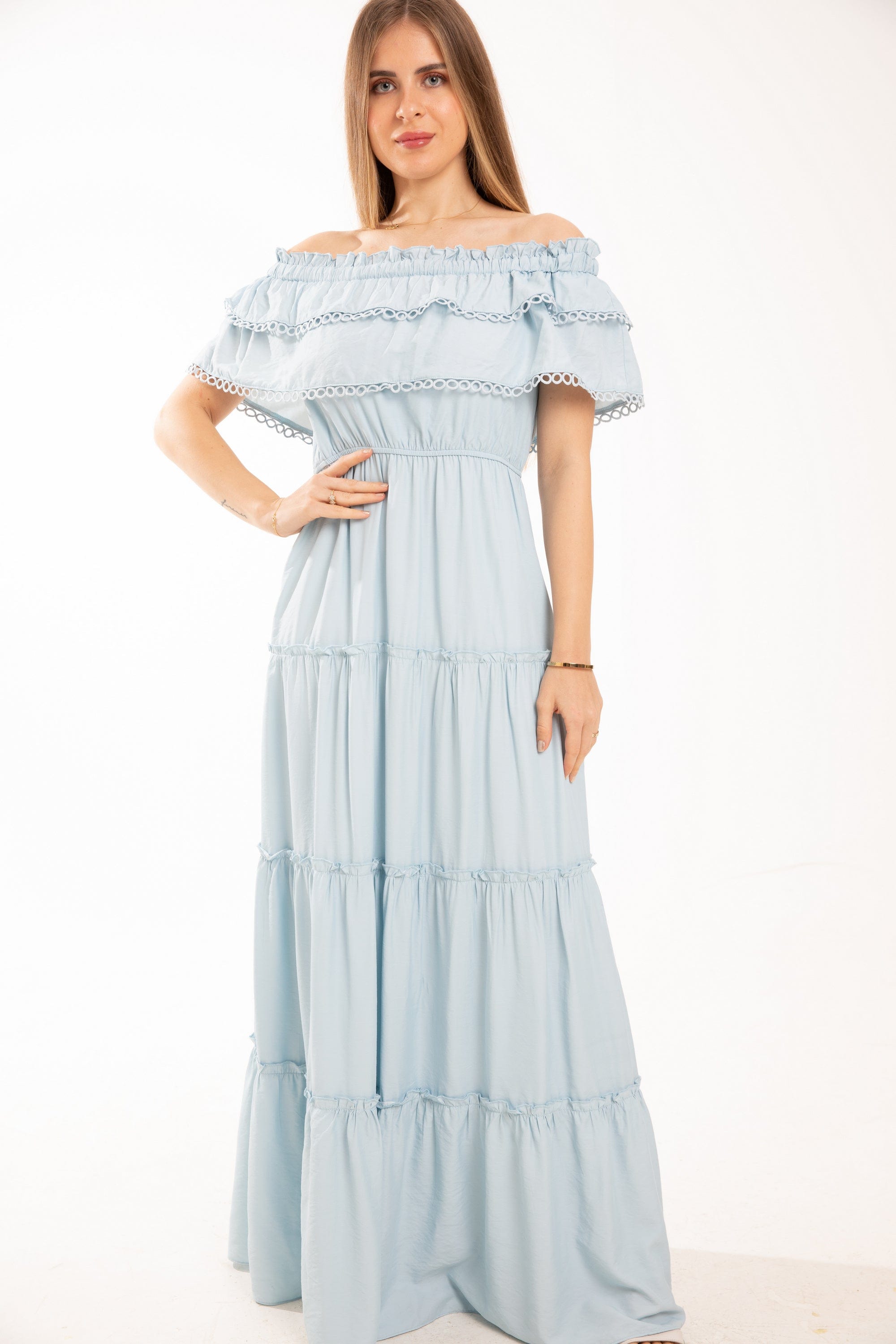 ميكا فستان ماكسي بأكمام قصيرة اوف شولدر مخصرة