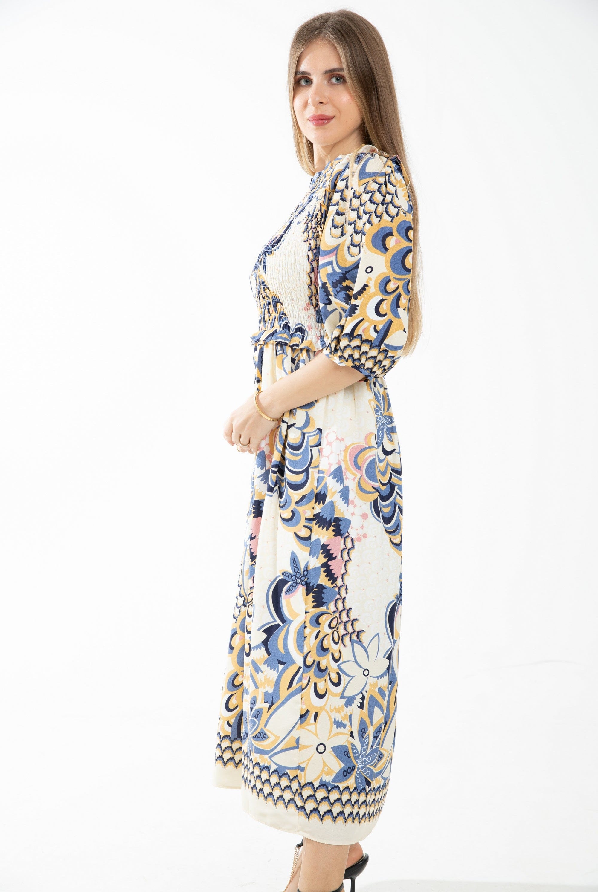 ميكا فستان ميدي بأكمام 3/4 مشجر بجزء مطاطي على الصدر