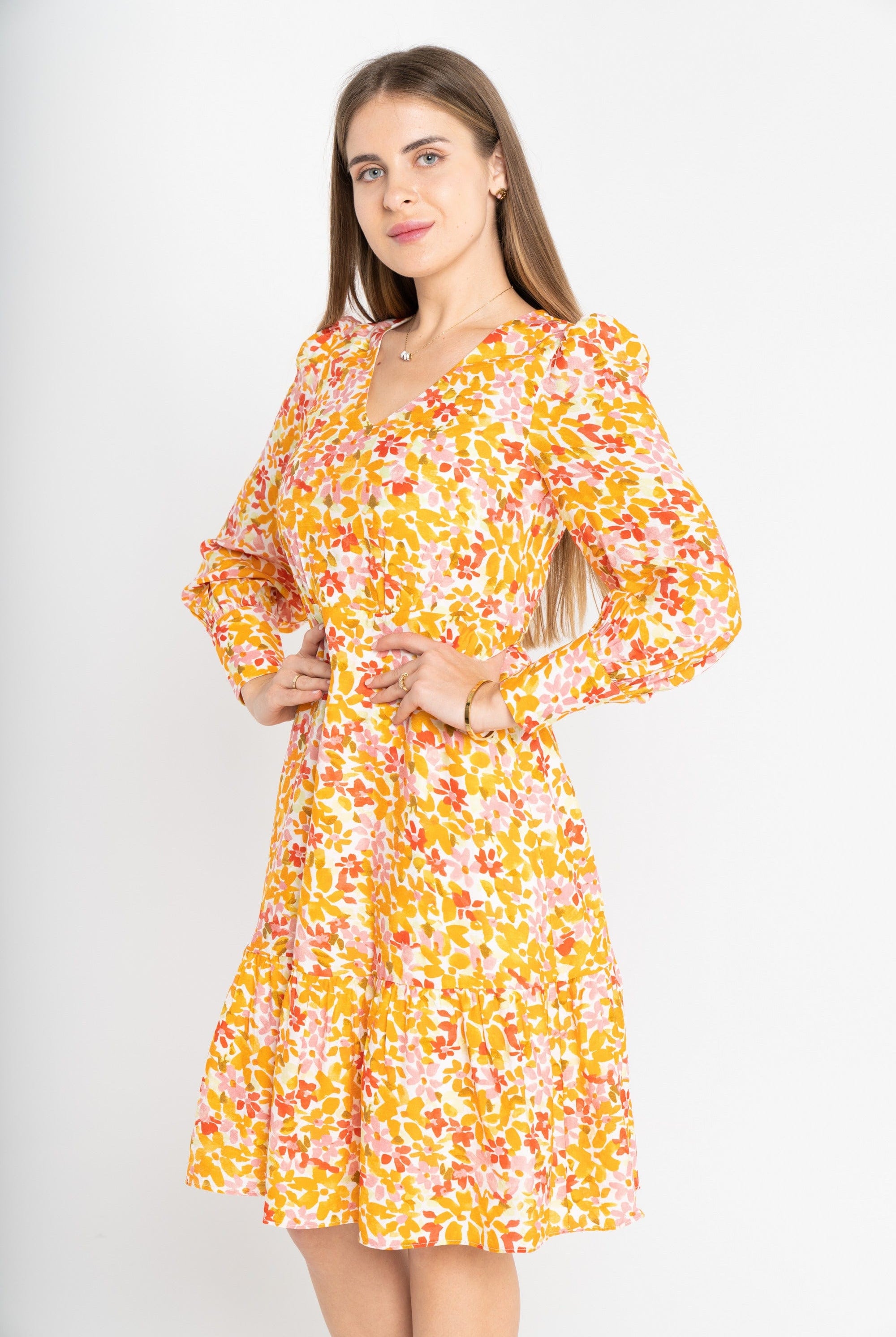 ميكا فستان منقوش مخصر بفتحة سبعة قصير كم طويل