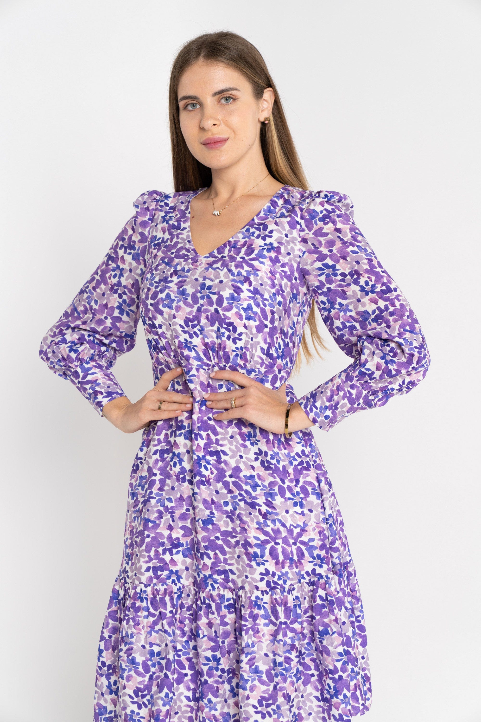 ميكا فستان منقوش مخصر بفتحة سبعة قصير كم طويل