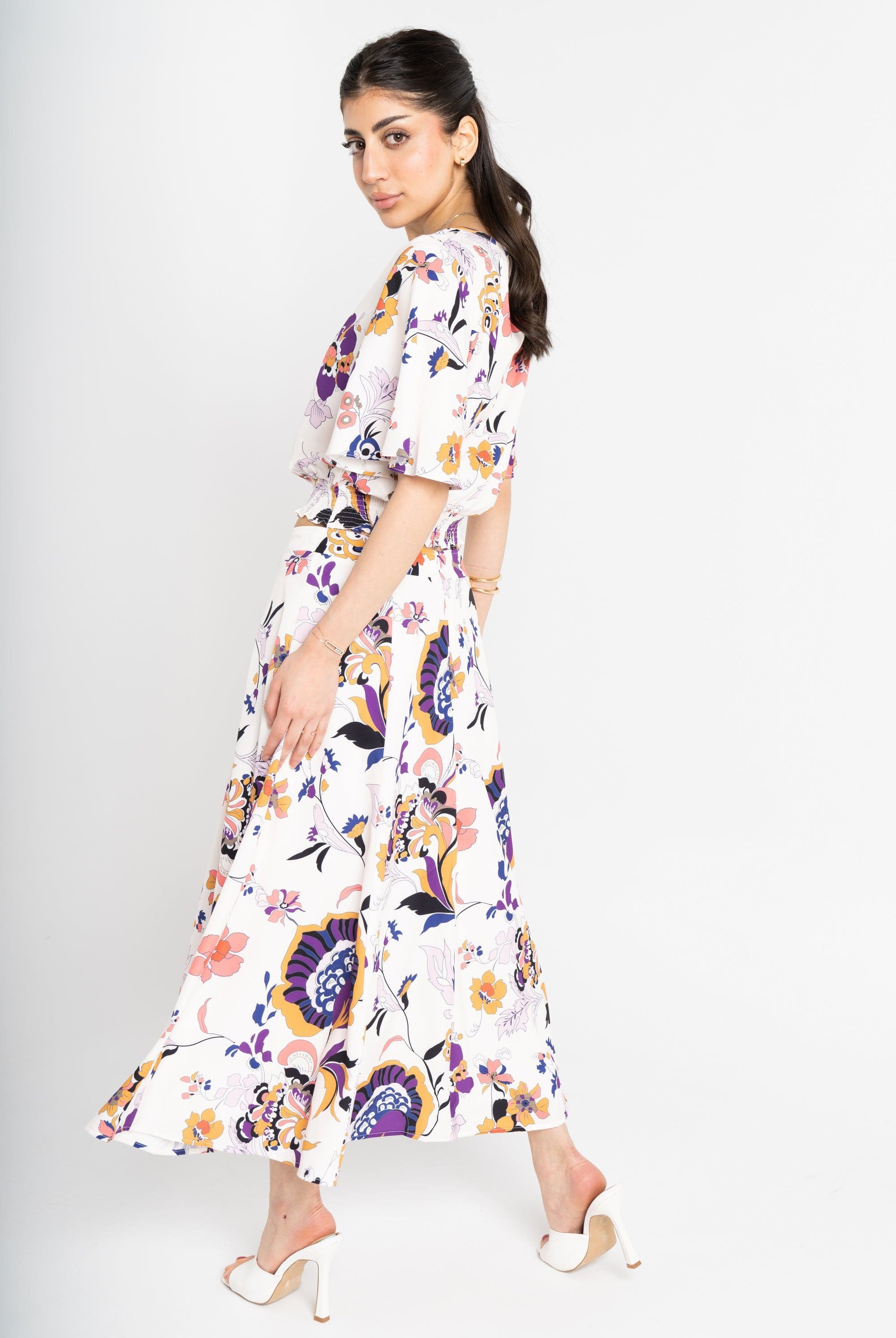 ميكا بلوزة بأكمام قصيرة مشجرة برقبة دائرية