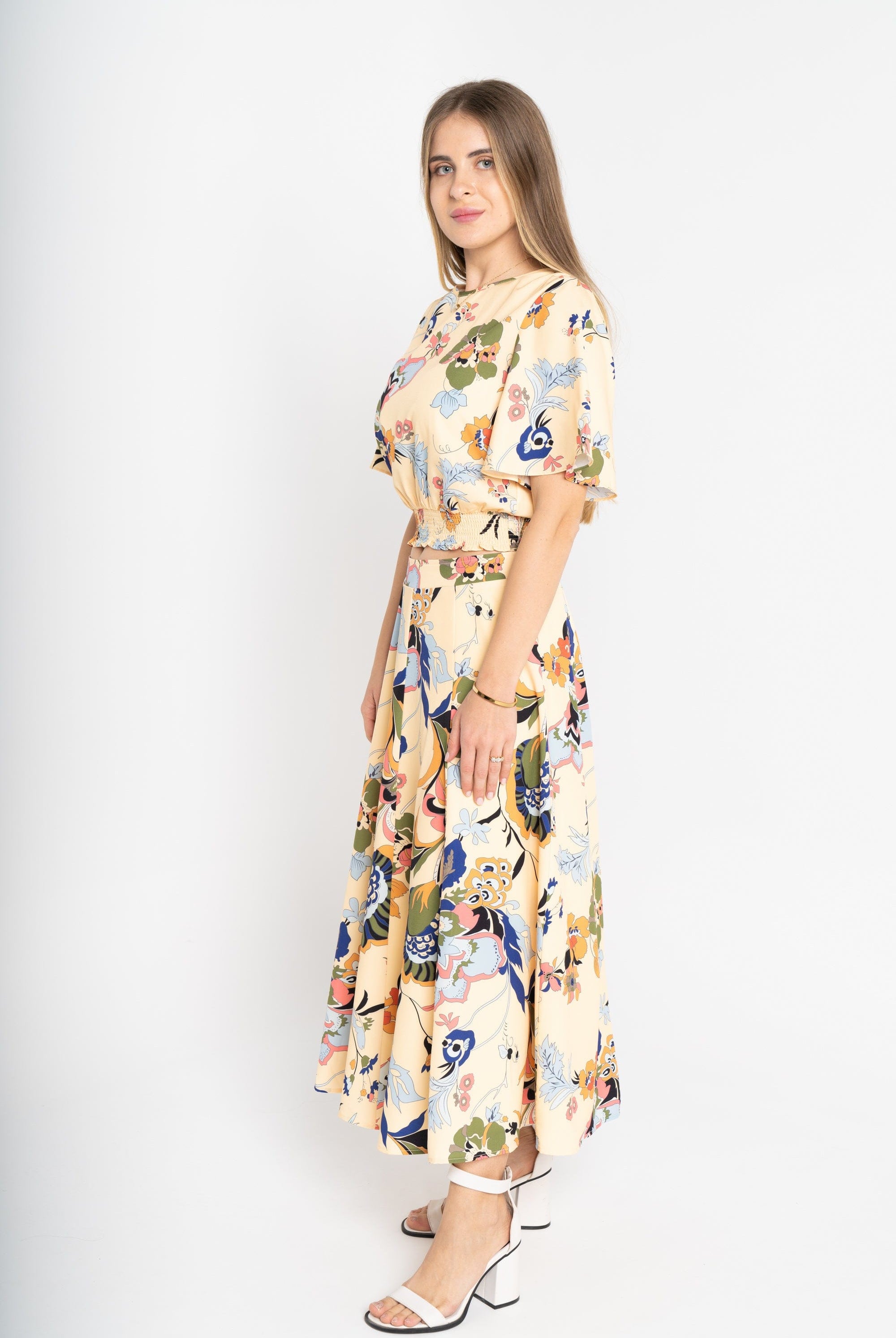 ميكا بلوزة بأكمام قصيرة مشجرة برقبة دائرية