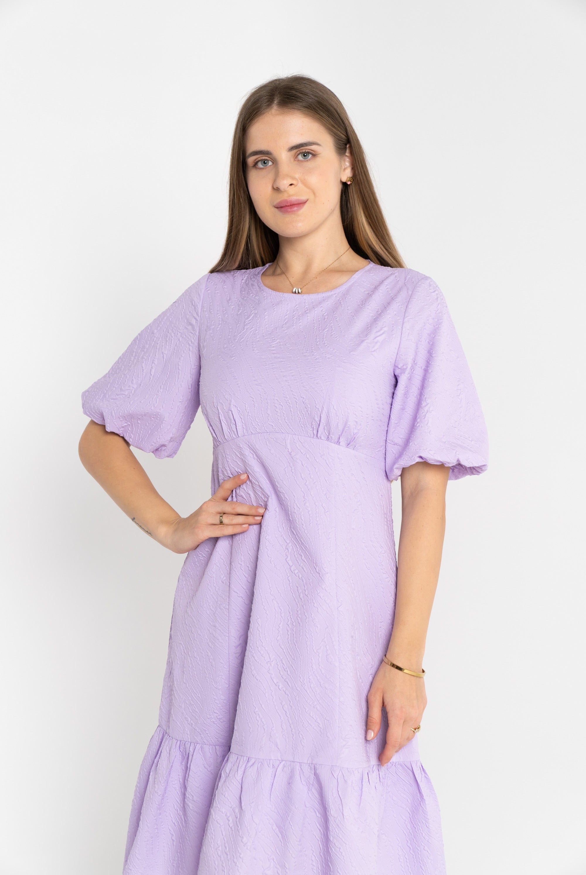 ميكا فستان قصير للركبة كم قصير بف بياقة دائرية