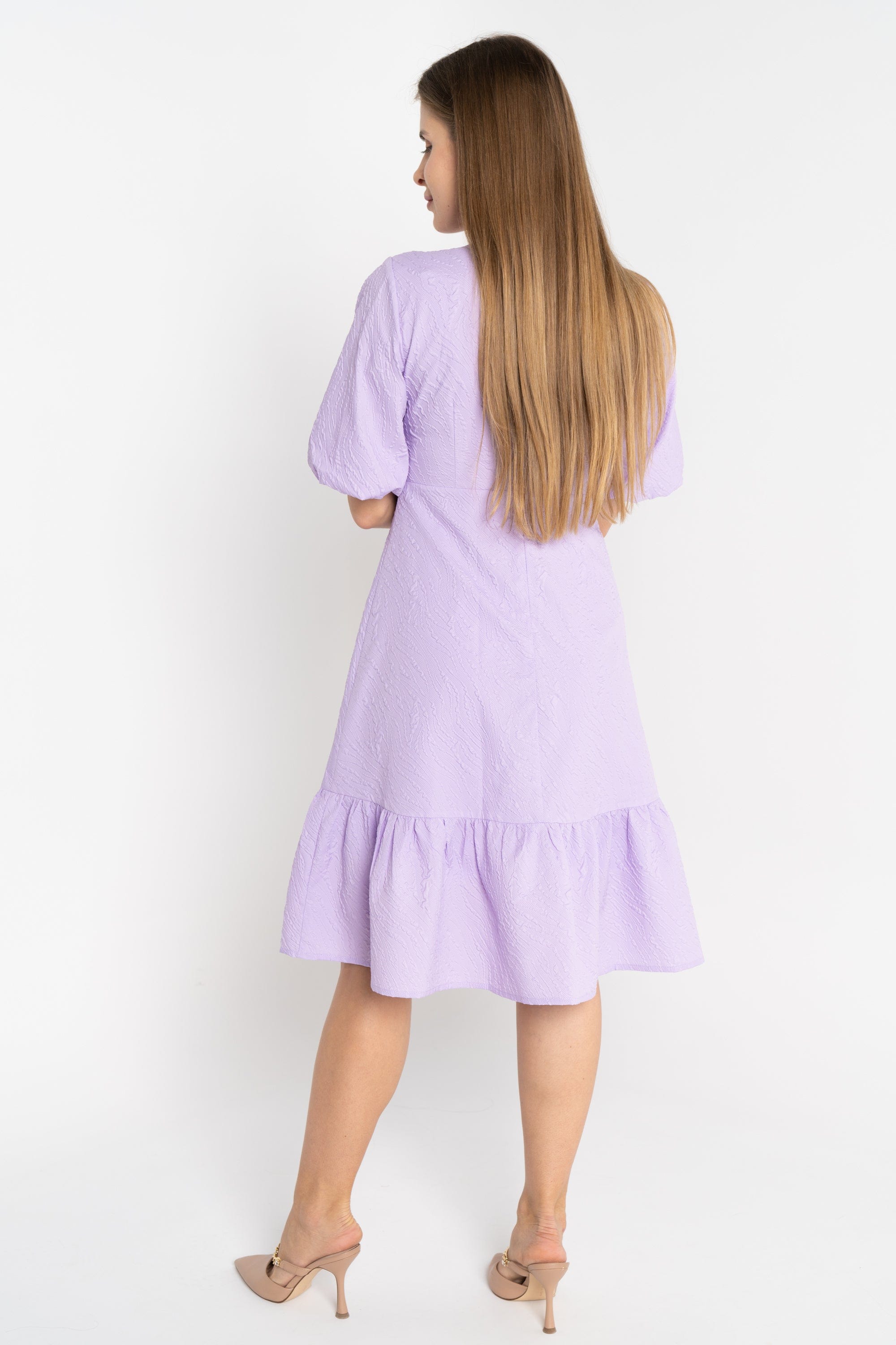 ميكا فستان قصير للركبة كم قصير بف بياقة دائرية