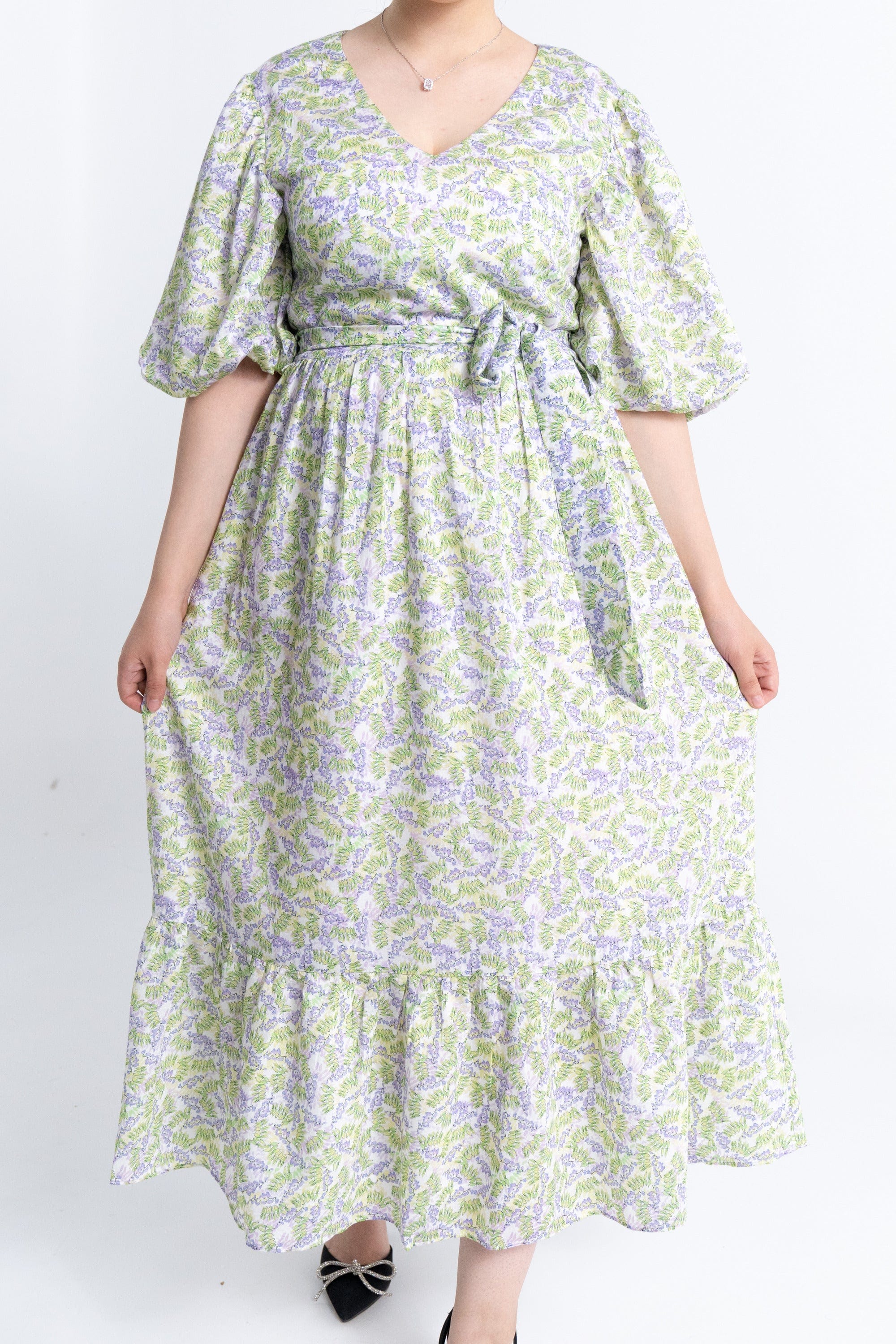 ميكا فستان ميدي بأكمام قصيرة بف مشجر