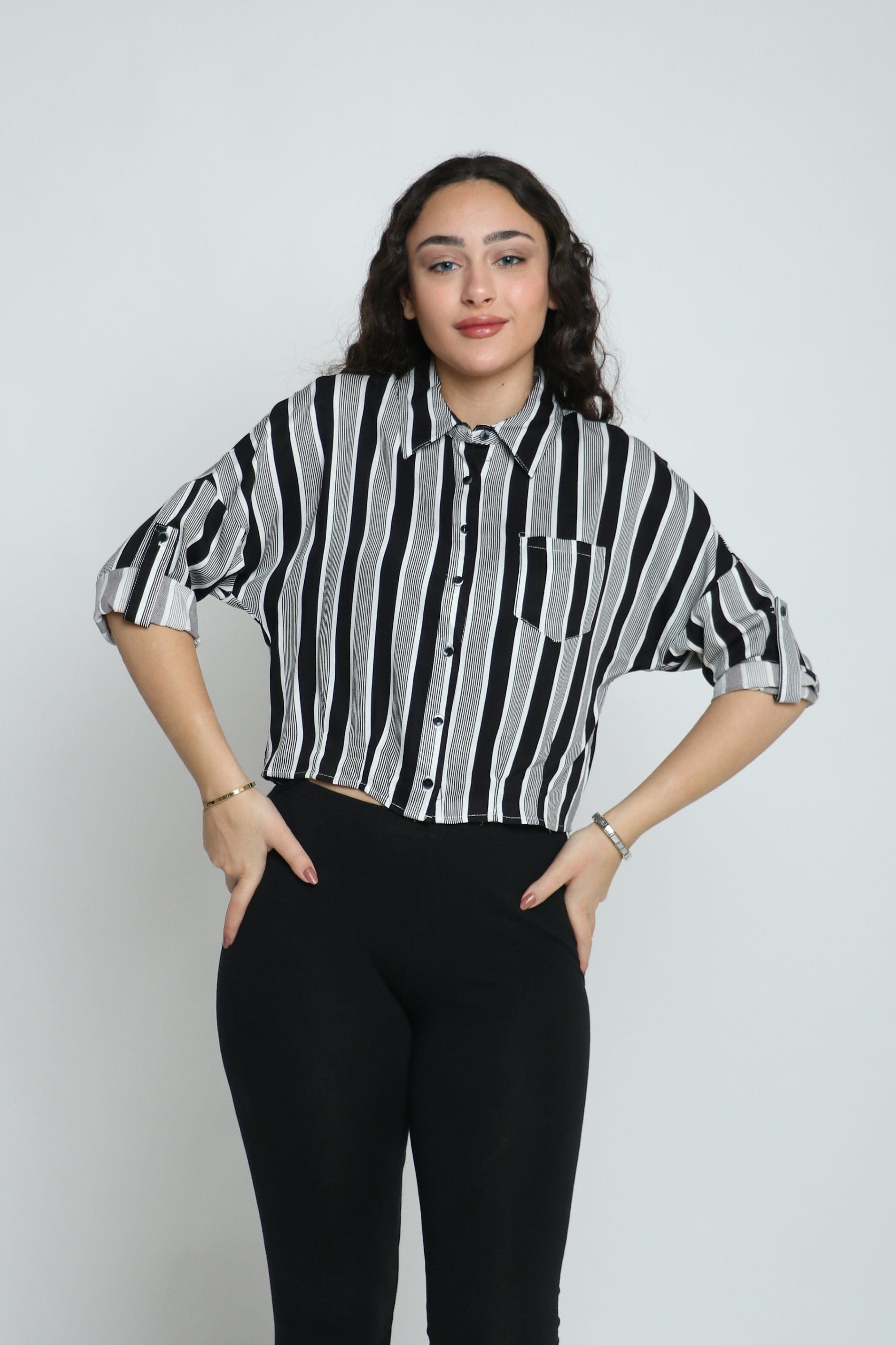 ميكا قميص فسكوز مقلم بجيب كم طويل نسائي