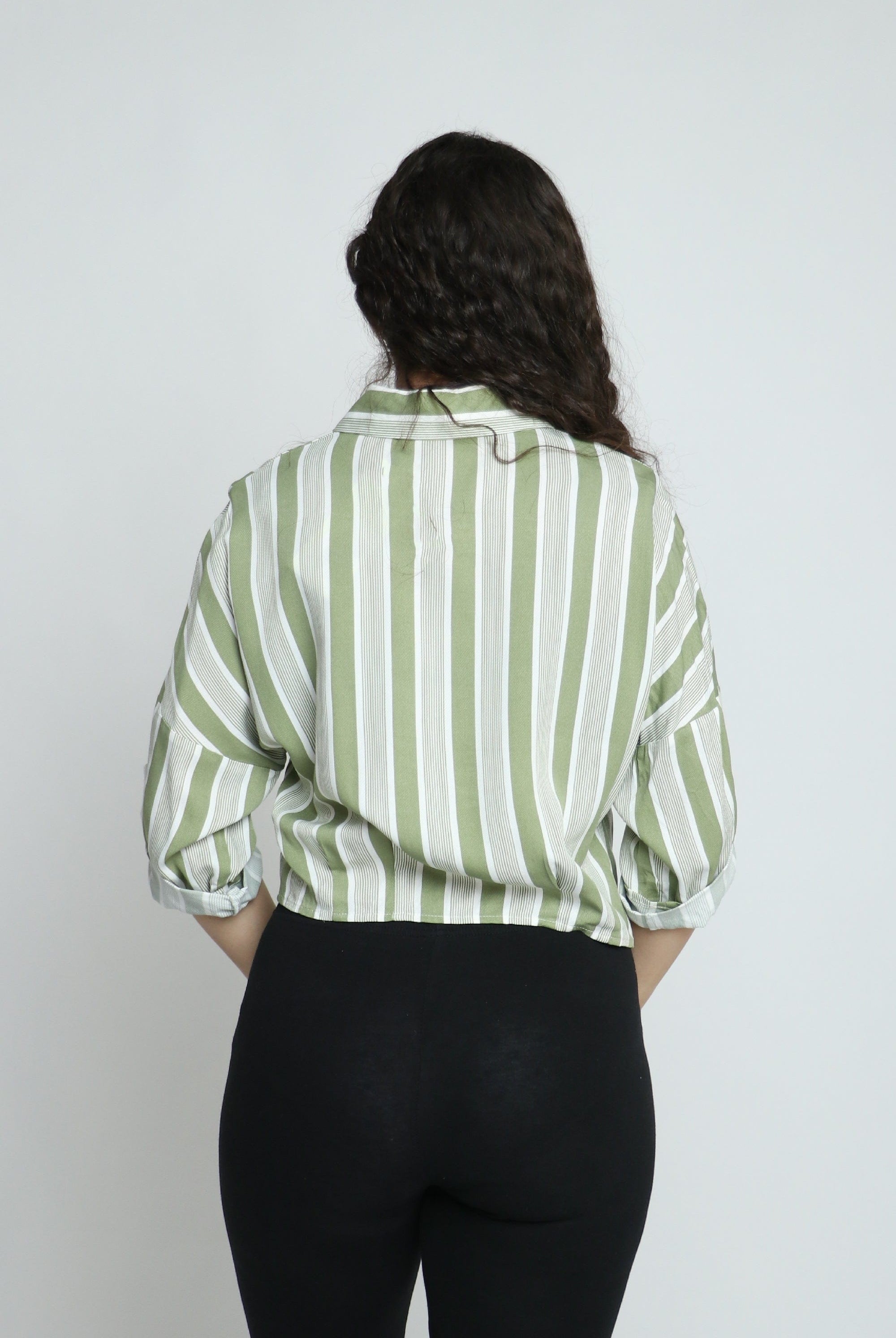 ميكا قميص فسكوز مقلم بجيب كم طويل نسائي