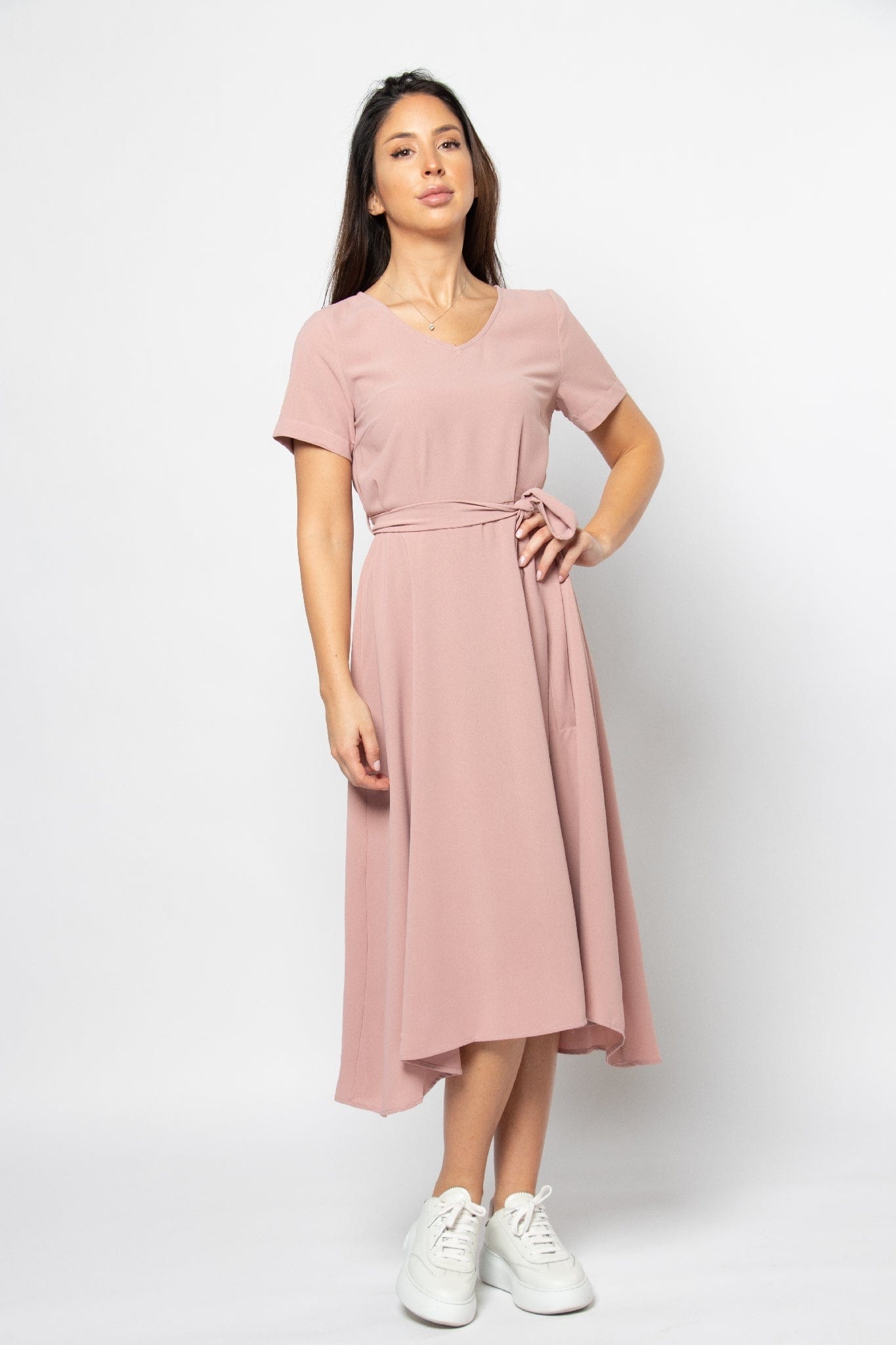 ميكا فستان ميدي كم قصير سادة برباط وياقة دائرية