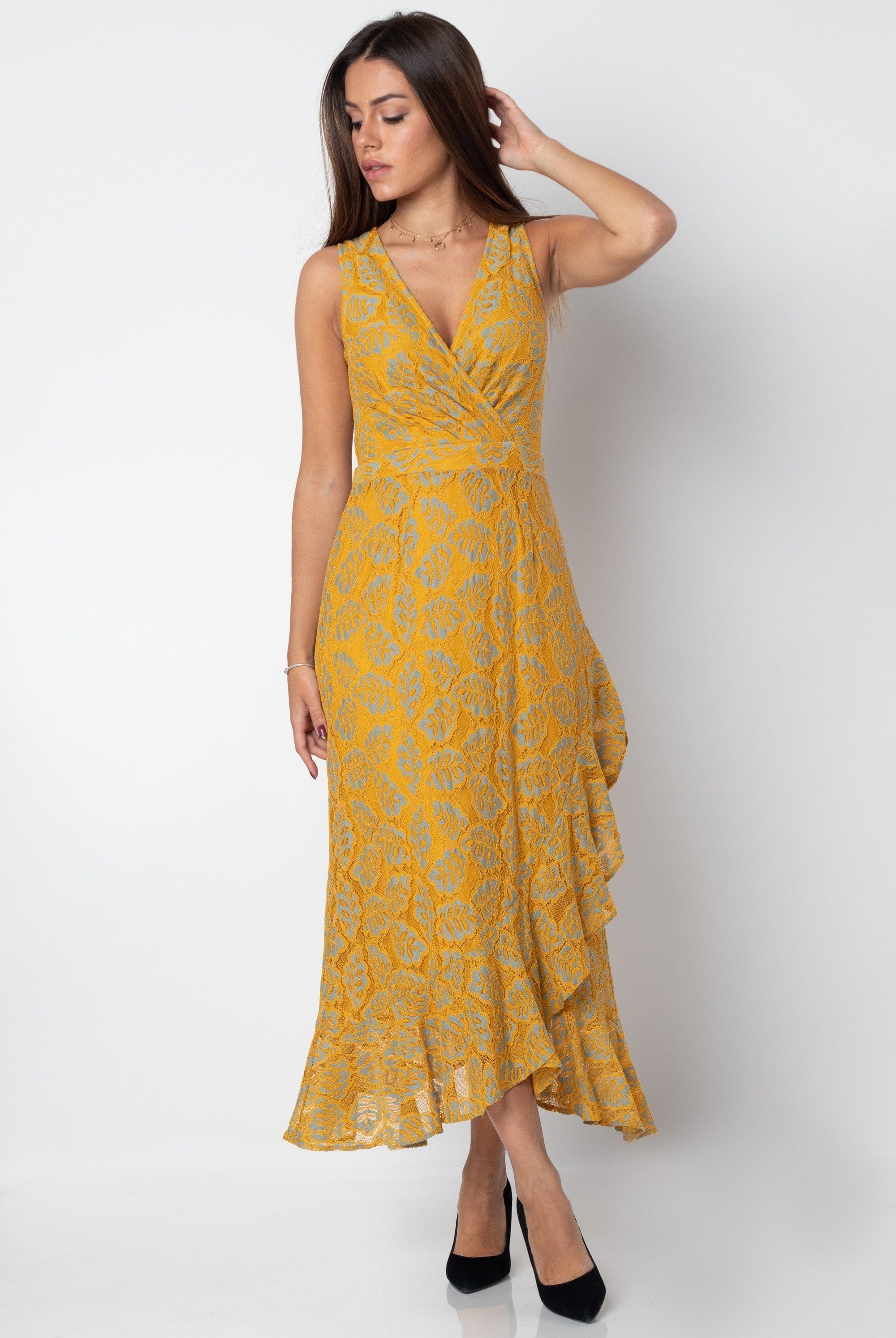 ميكا فستان ميدي ملفوف منقوش بفتحة صدر v بدون كم