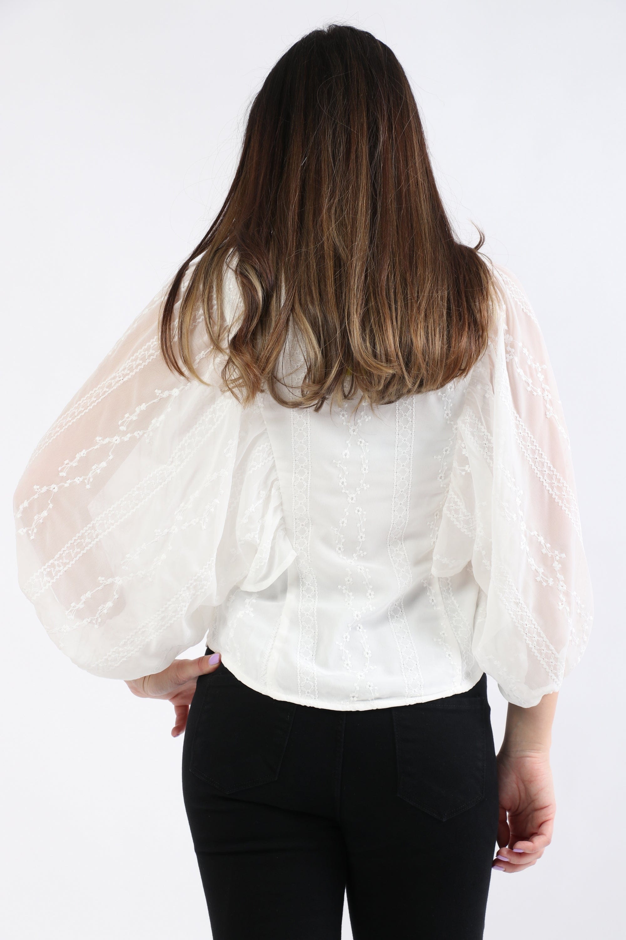 ميكا بلوزة دانتيل أوفر ساير بازرار أمامية 3/4 كم نسائي