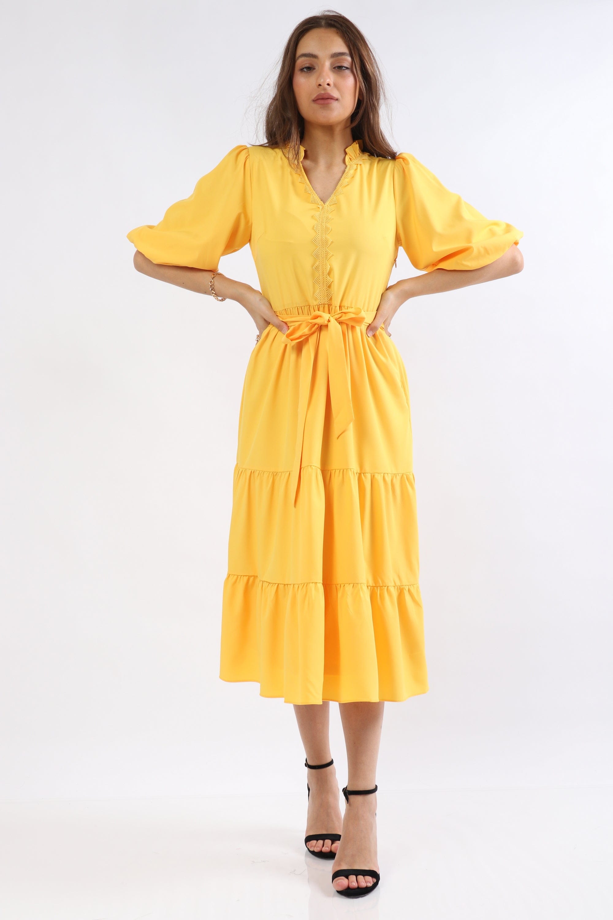 ميكا فستان ميدي كم قصير بف سادة برباط خصر