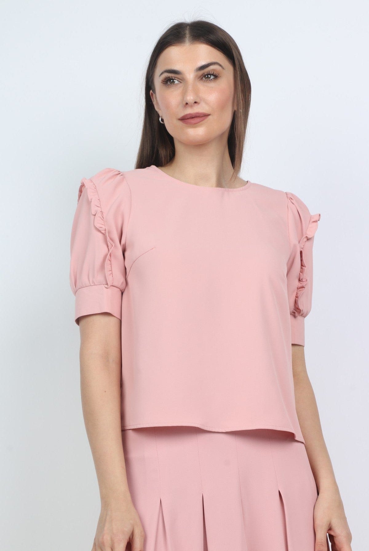 ميكا بلوزة سادة كم قصير مكشكشة نسائي