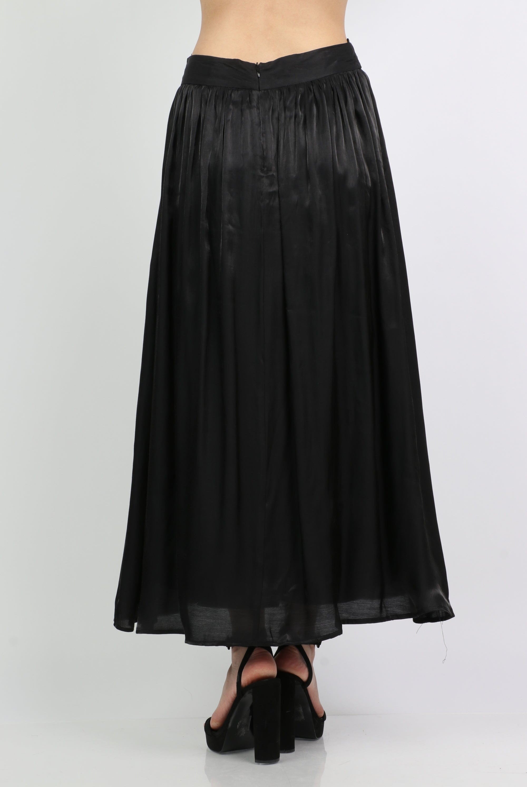 ميكا تنورة كلوش طويلة هاي ويست لامعة نسائية