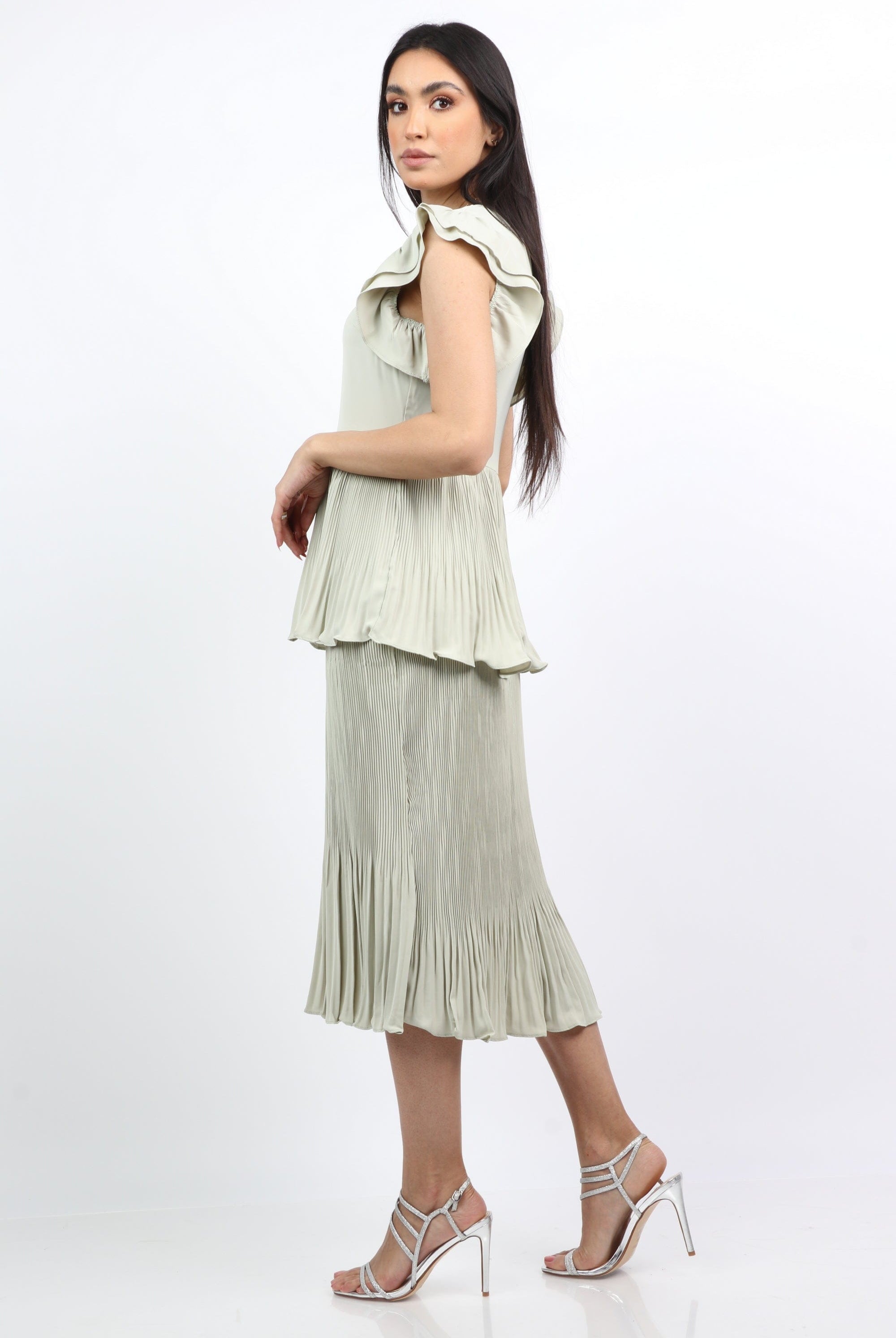 ميكا فستان ميدي طبقتين بدون أكمام تصميم فراشة على الكتف