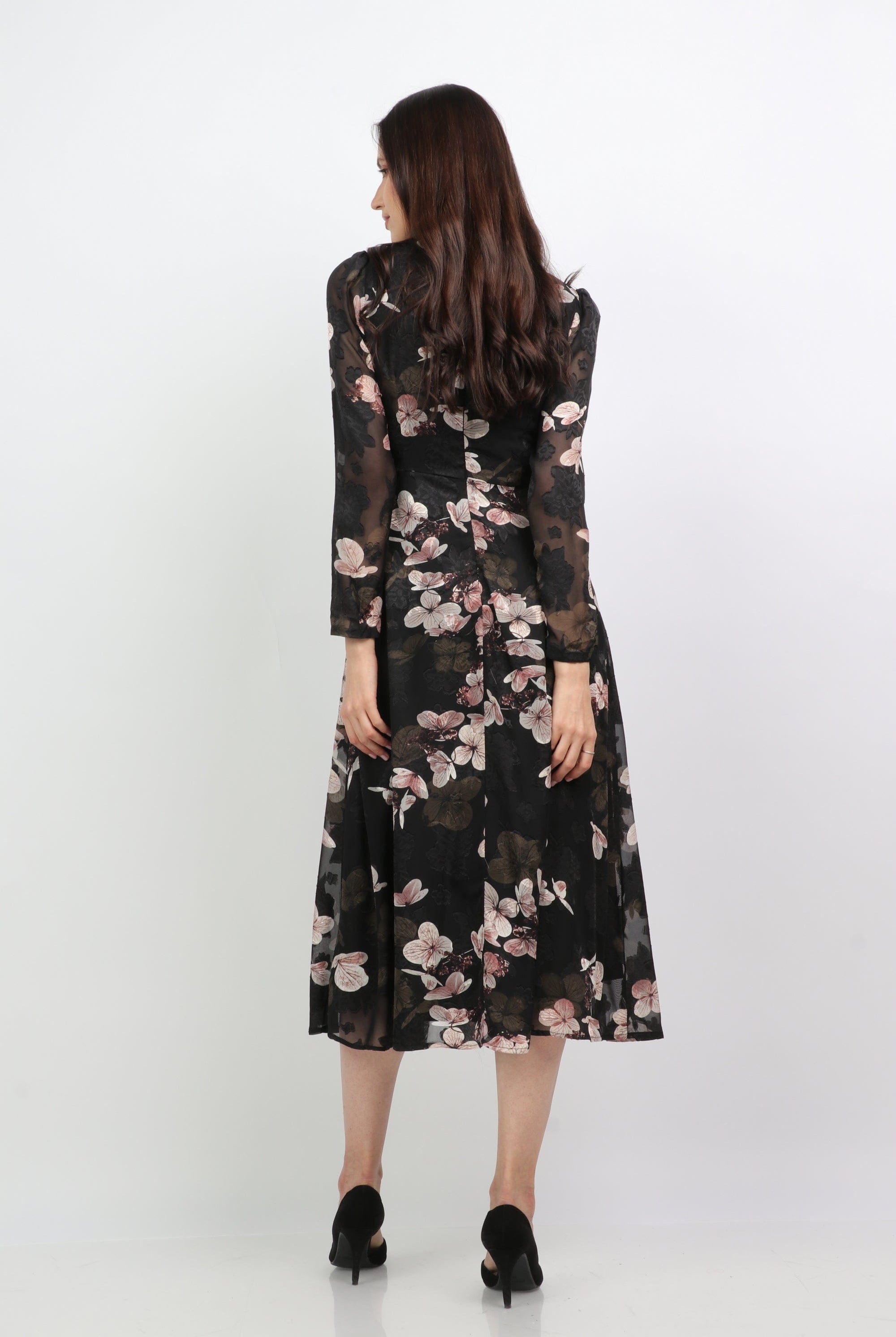 ميكا فستان ميدي مشجر فتحة عنق شكل V بأكمام طويلة