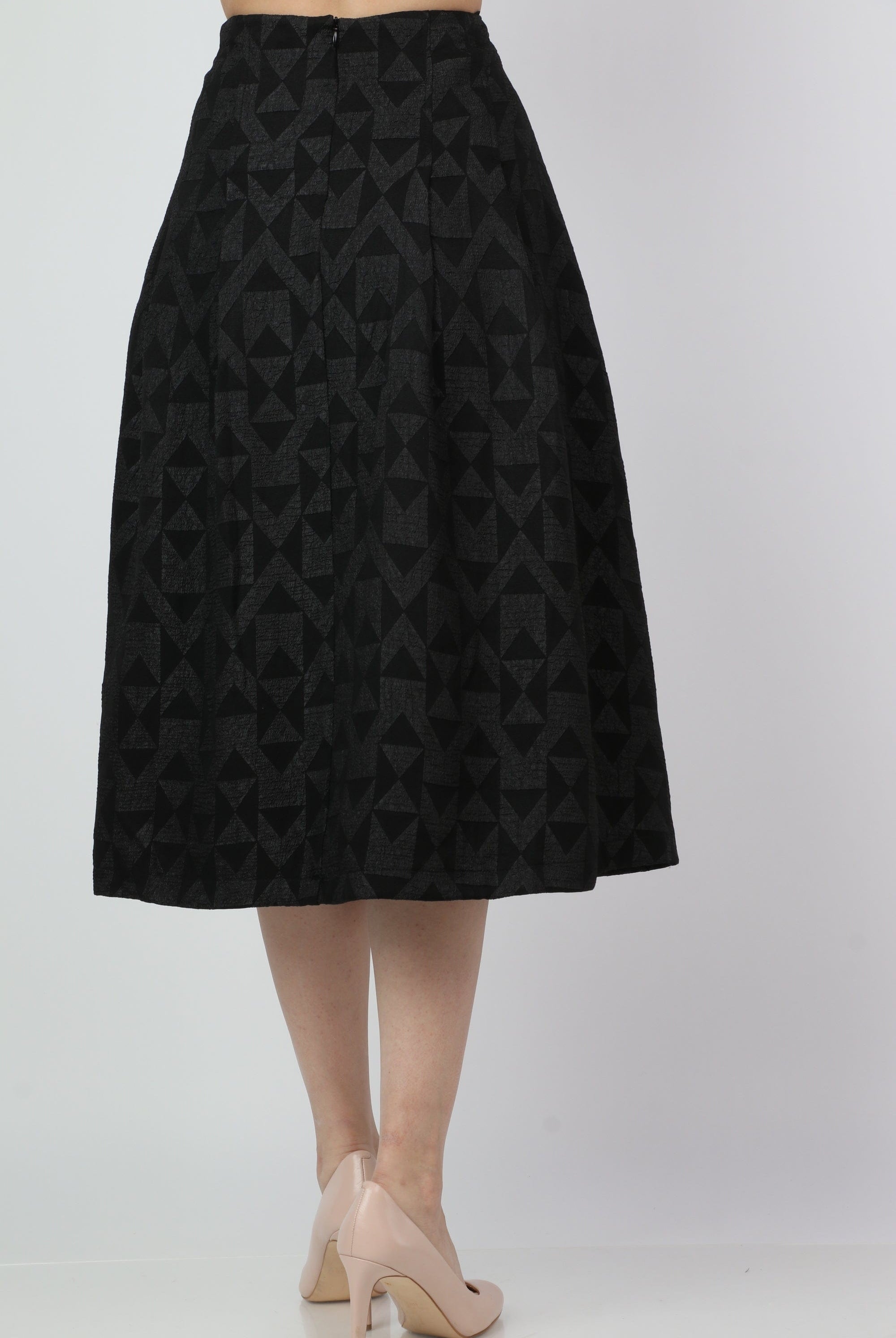 ميكا تنورة ميدي تحت الركبة واسعة منفوشة بطيات