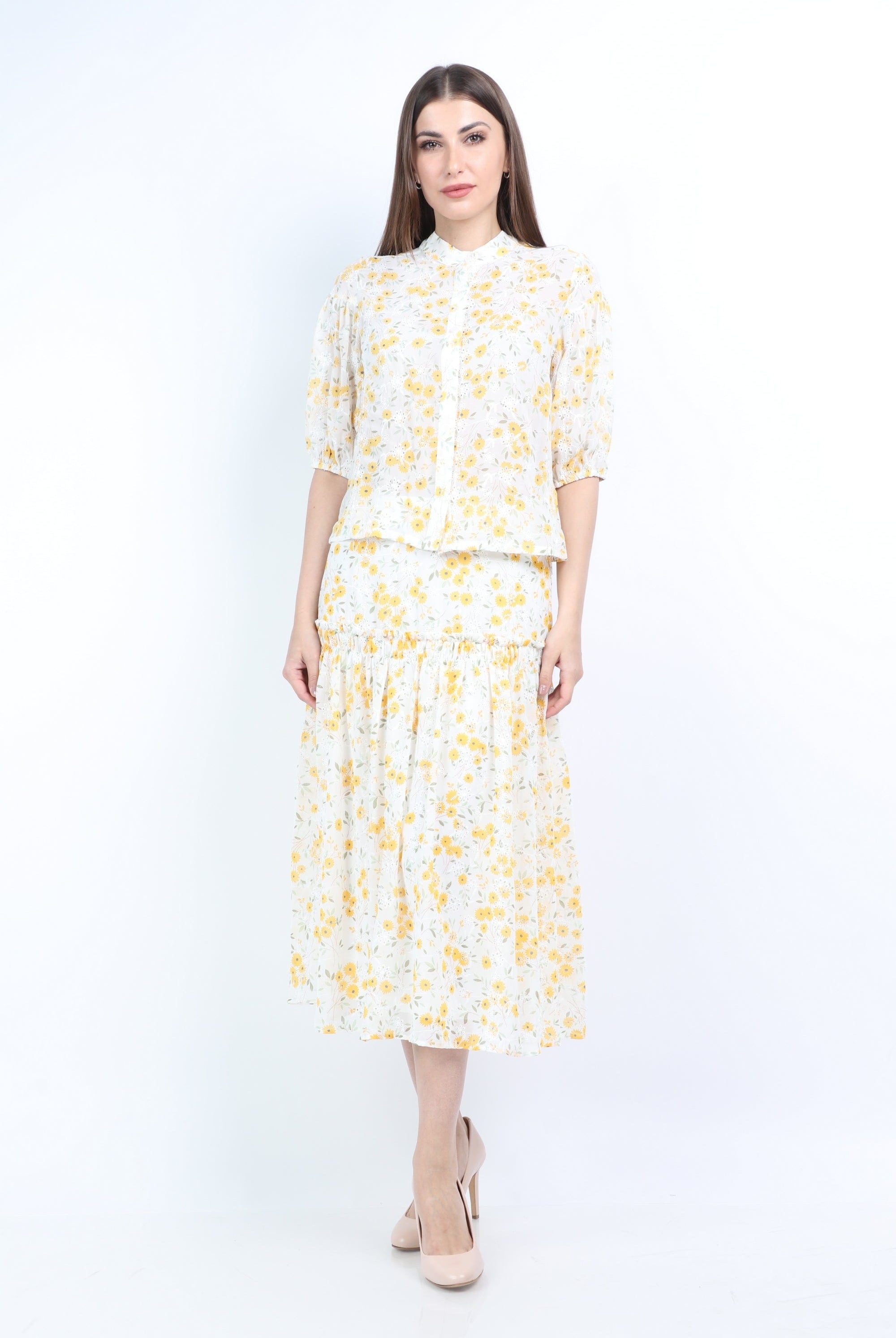 ميكا بلوزة مشجرة بياقة قصيرة نص كم منفوخ نسائية