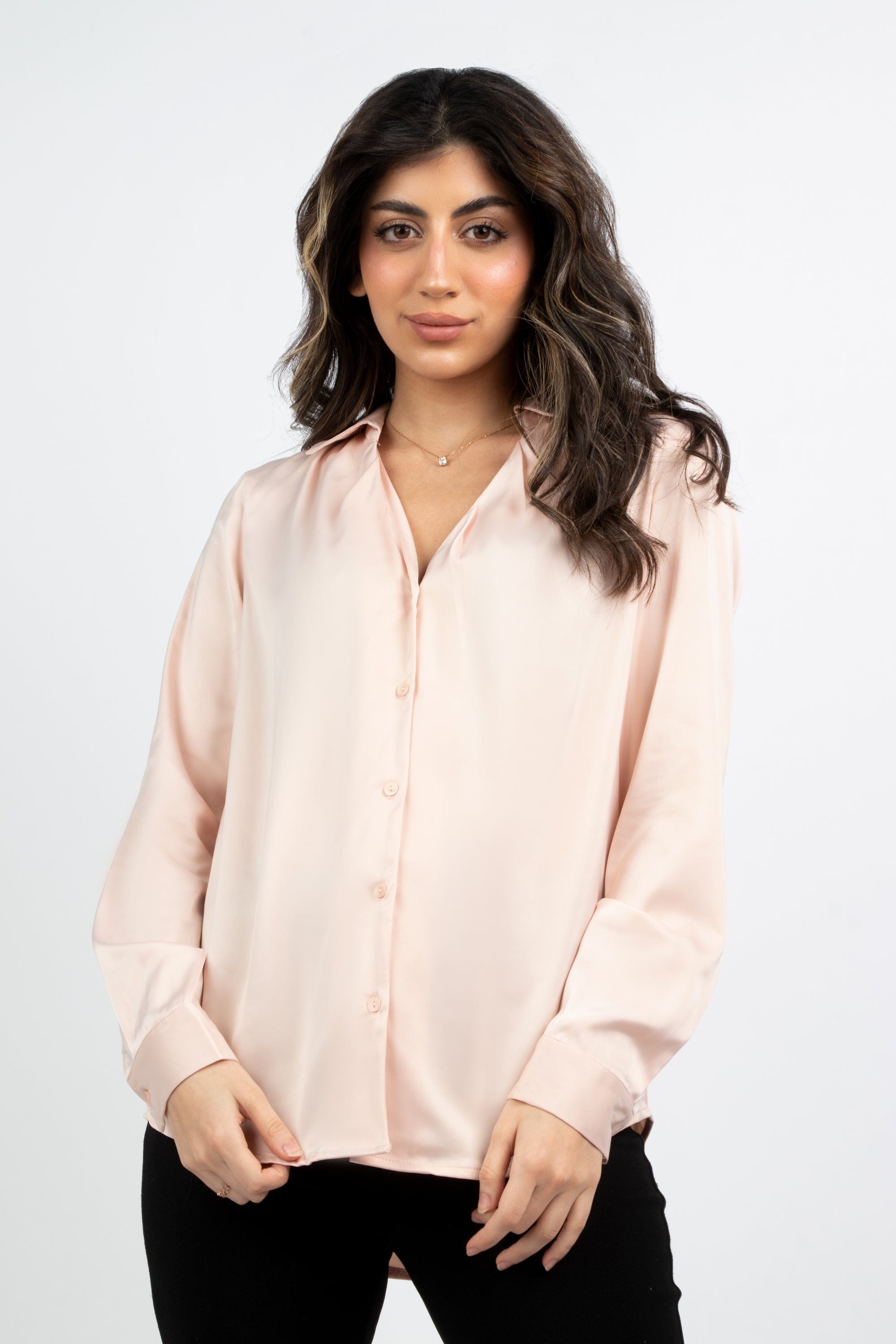 ميكا قميص ناعم سادة كم طويل نسائي