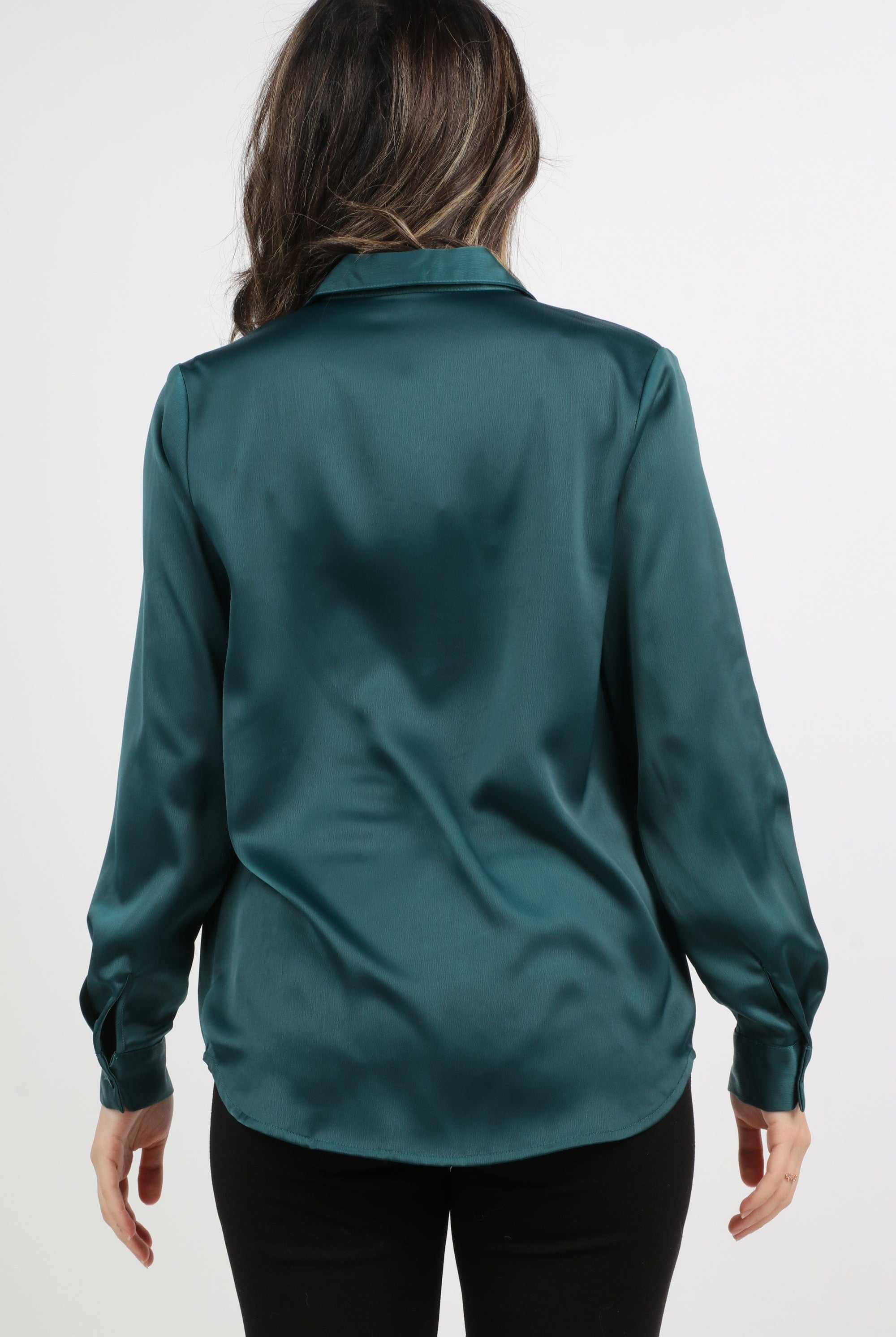 ميكا قميص ناعم سادة كم طويل نسائي