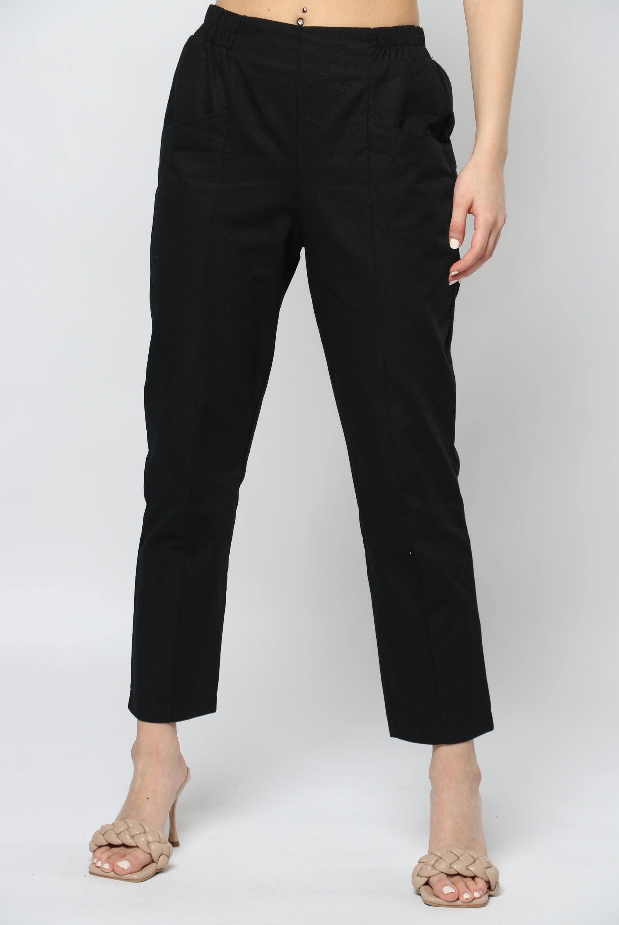 ميكا بنطلون كلاسيك سادة بجيوب جانبية نسائي