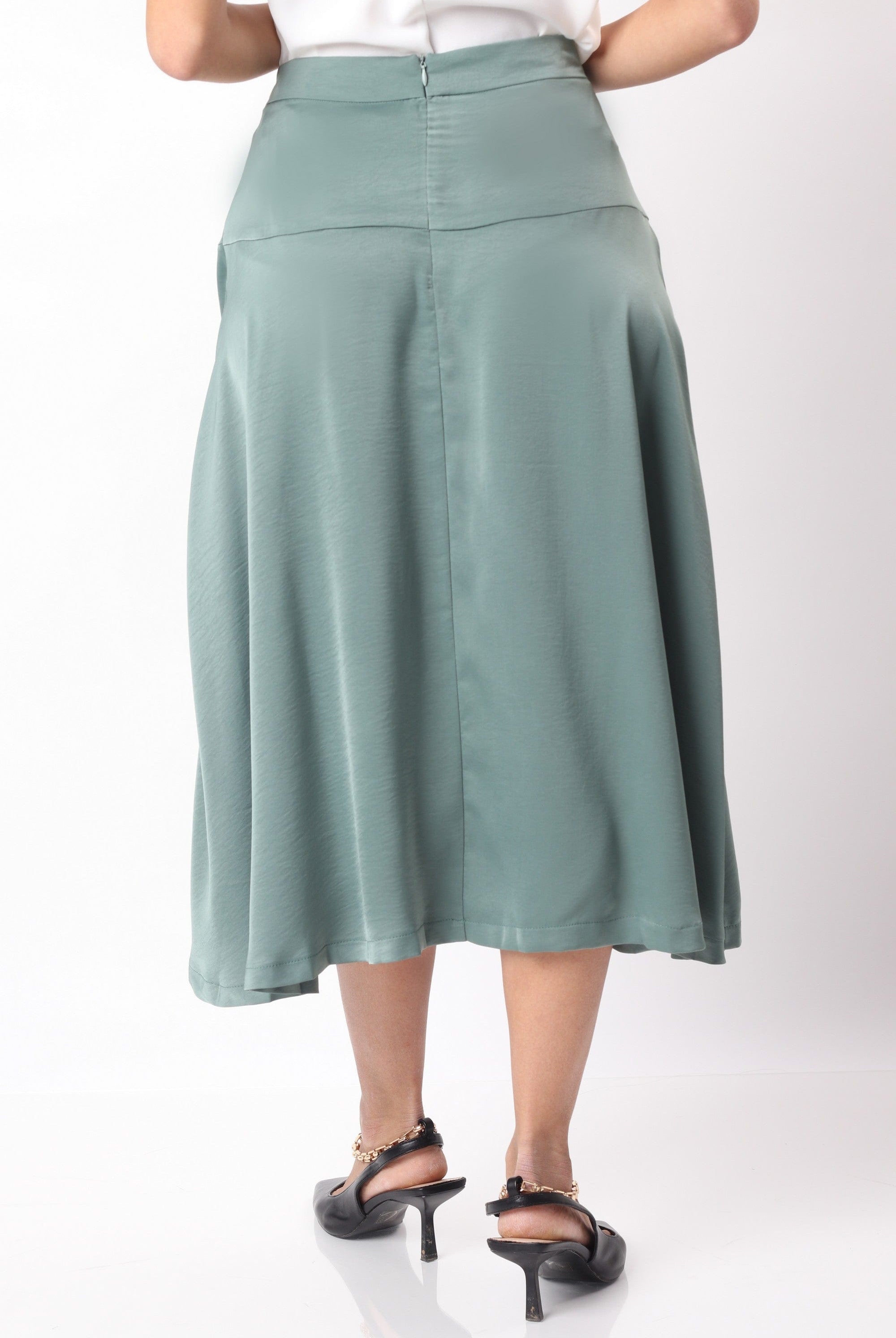 ميكا تنورة ميدي هاي ويست واسعة